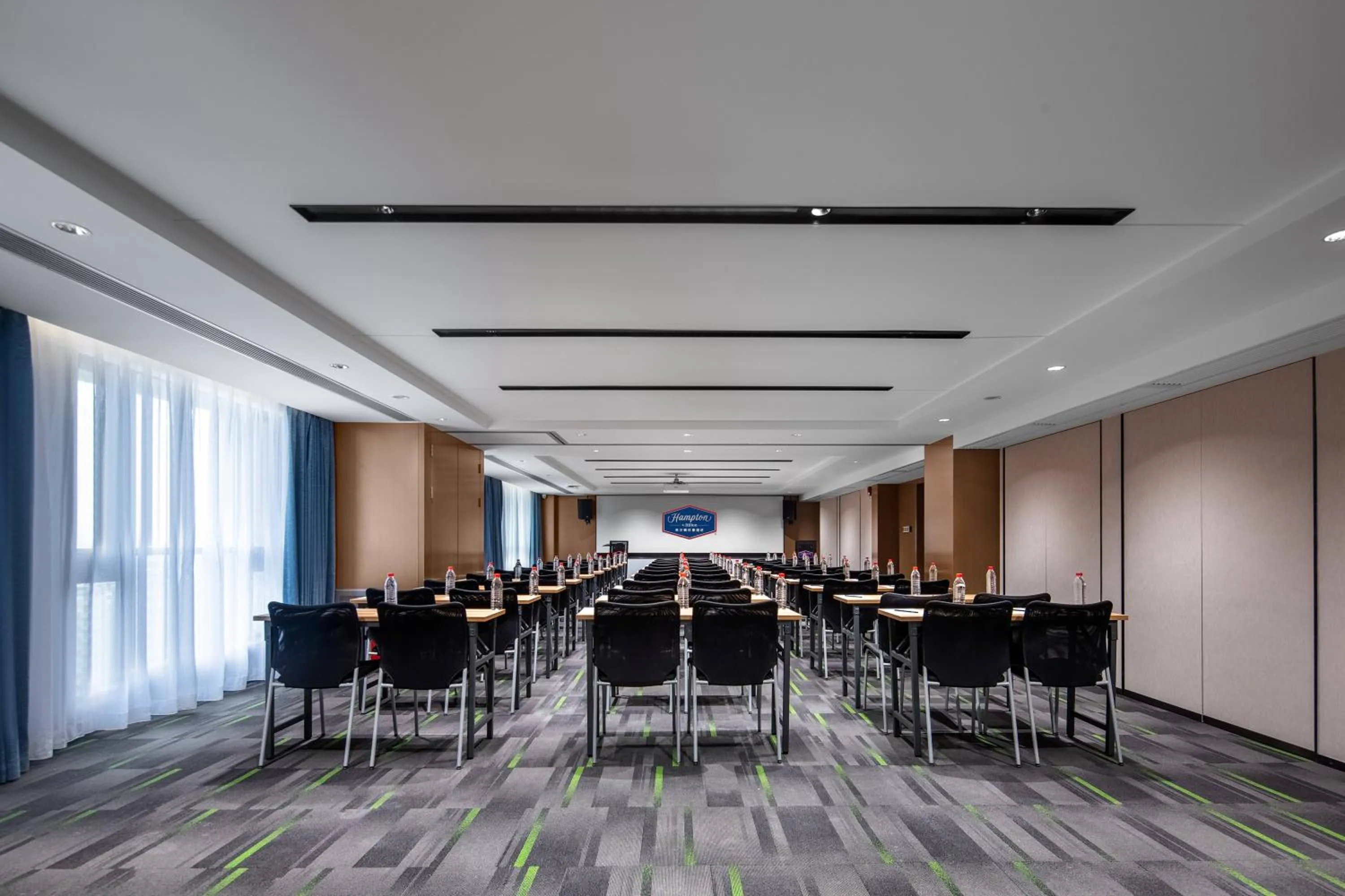 Meeting/conference room in Hampton by Hilton Guangzhou Luoxi