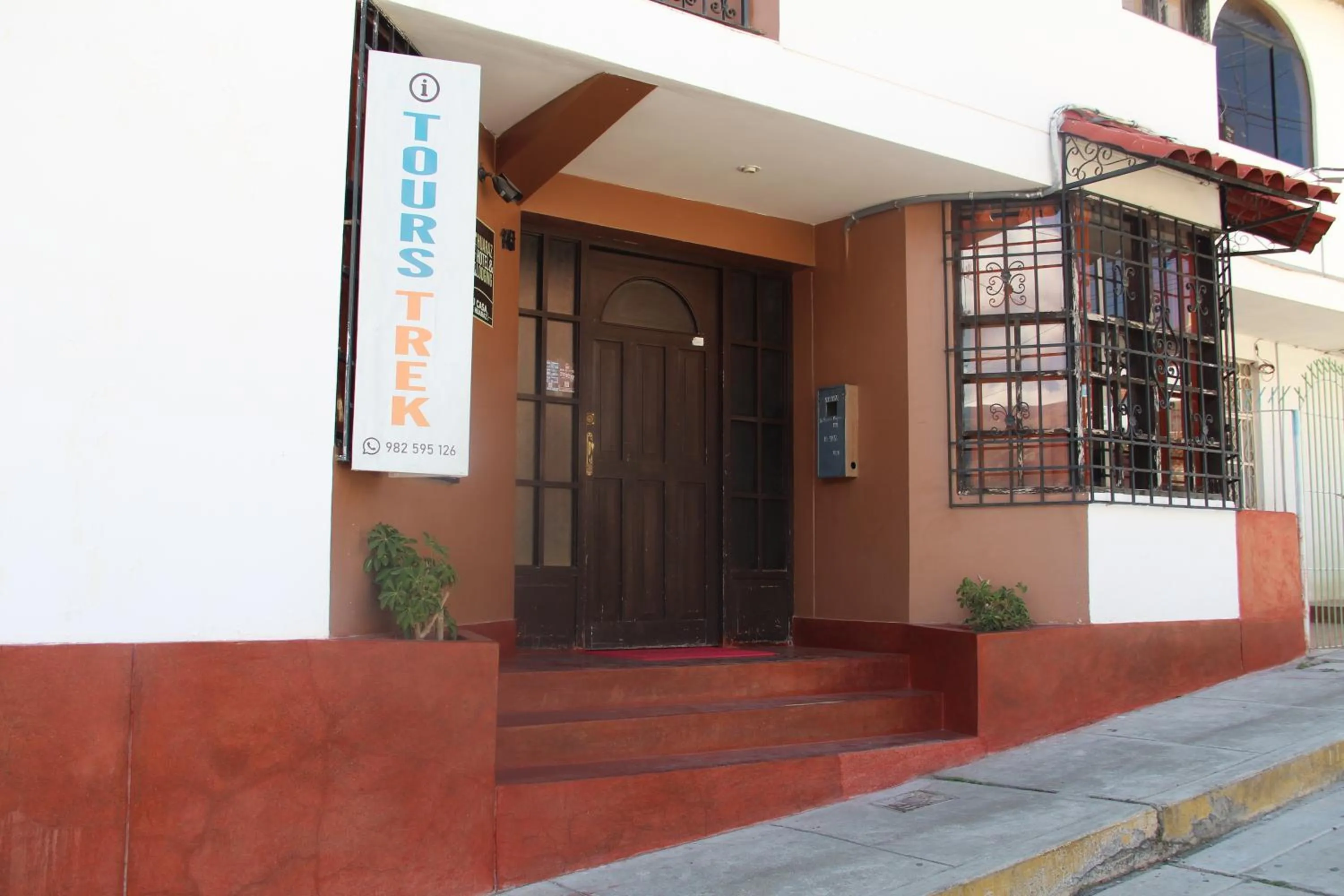 Facade/entrance in Hotel de Turistas Huaraz
