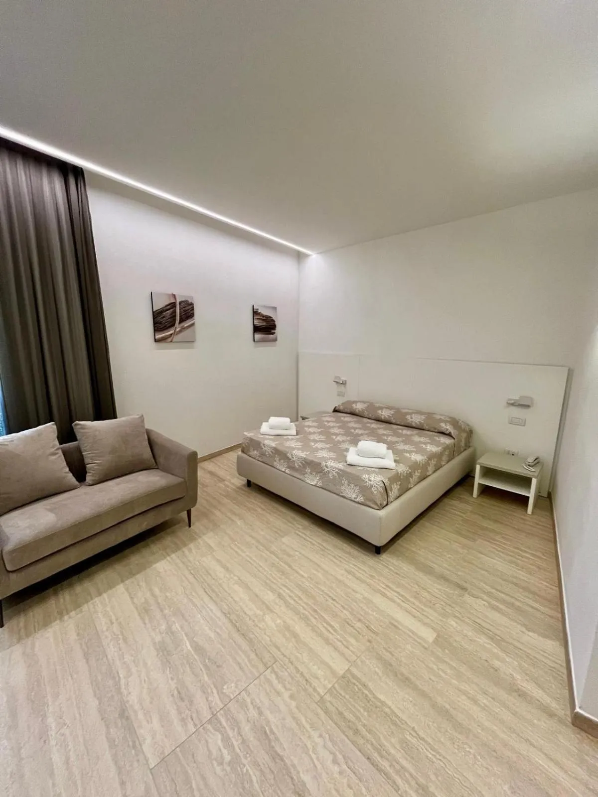 Bed in Domu Noa Hotel