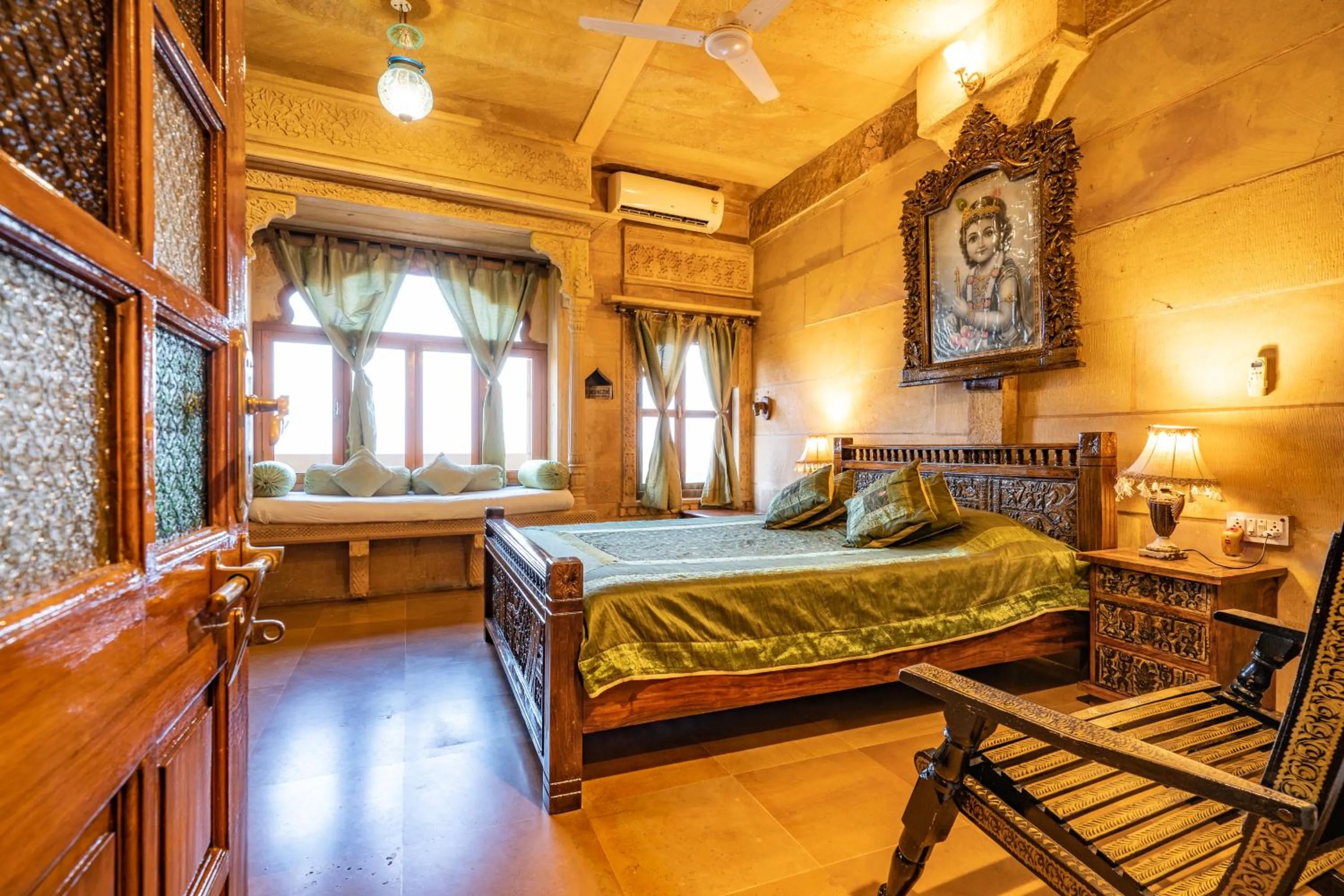Photo of the whole room, Bed in Hotel Garh Jaisal Haveli