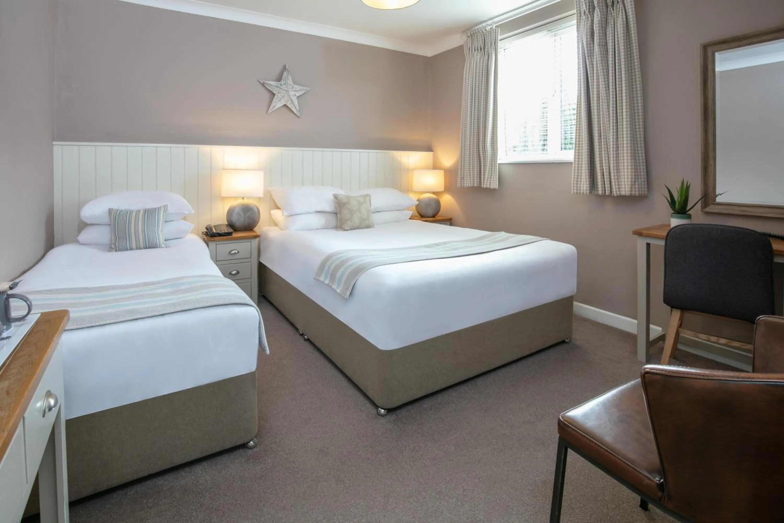 Bed in George Hotel, BW Signature Collection