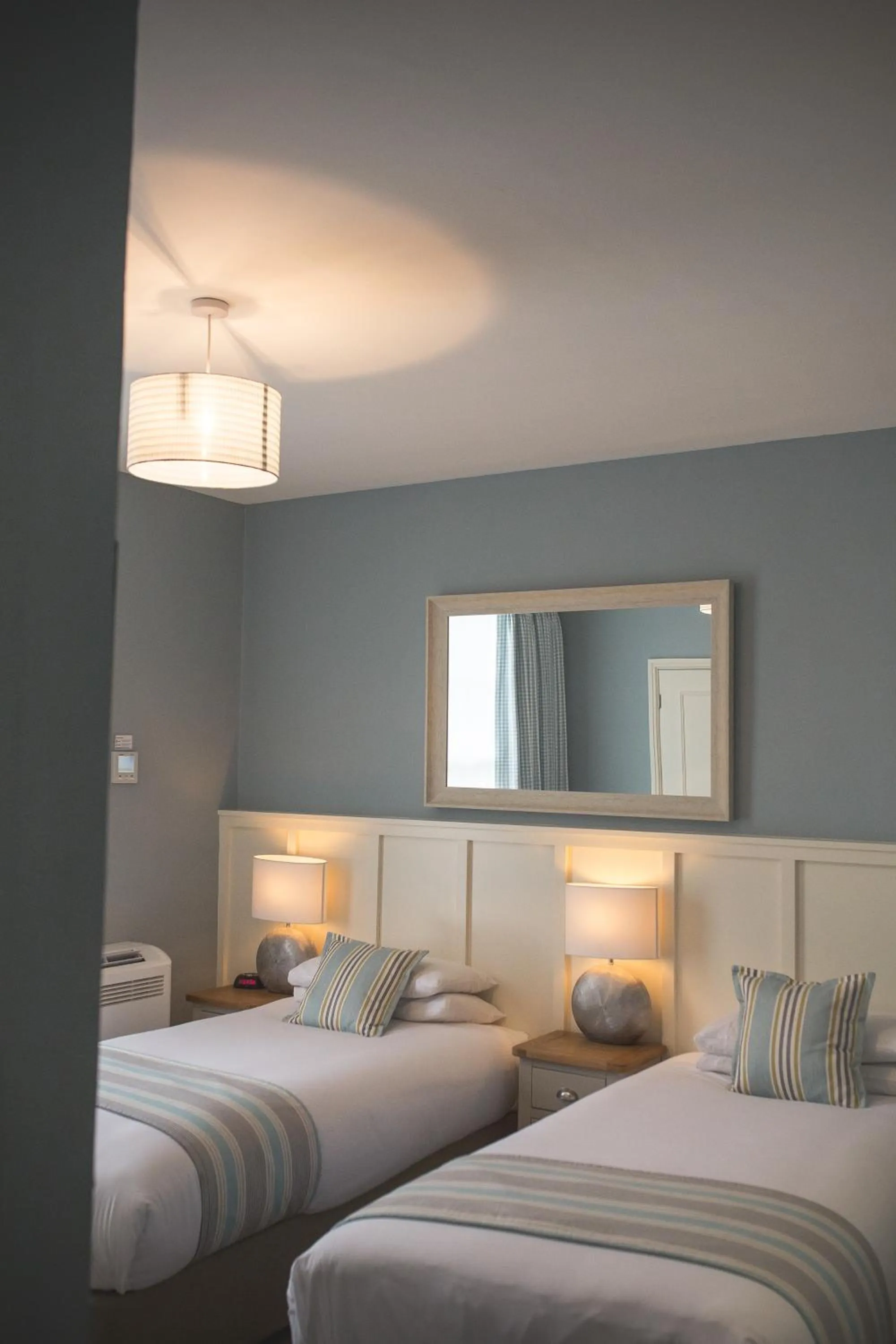 Bed in George Hotel, BW Signature Collection