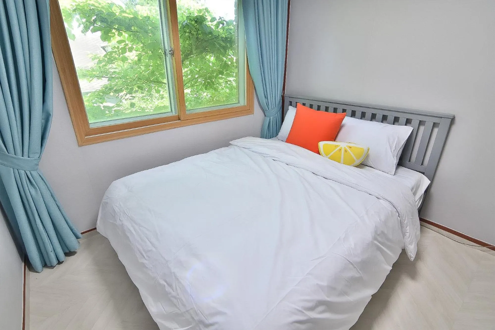 Bed in Yangyang Pulbit Pension