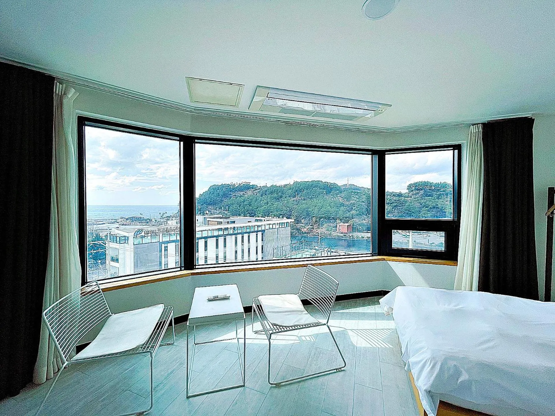 Bed in Nine Boutique Hotel