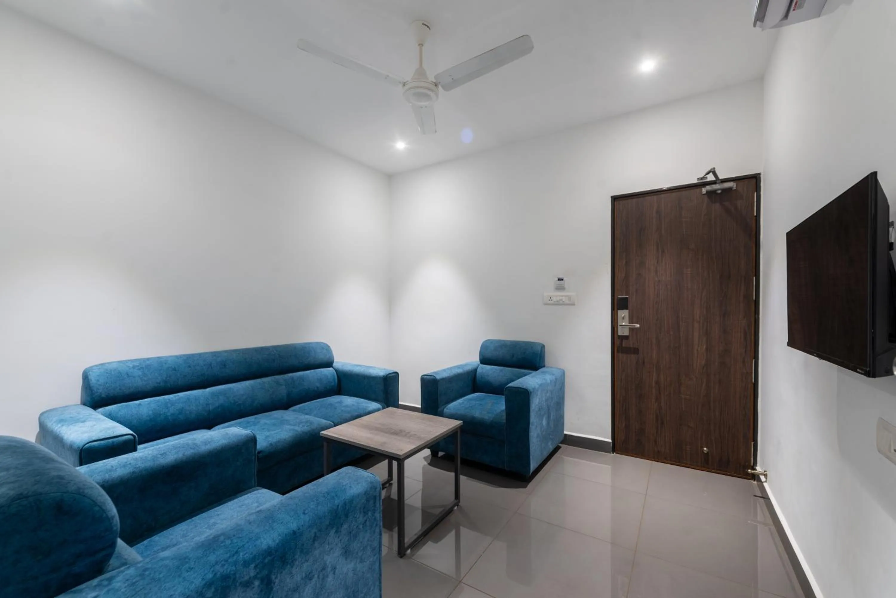 Living room in Shoolin Palace