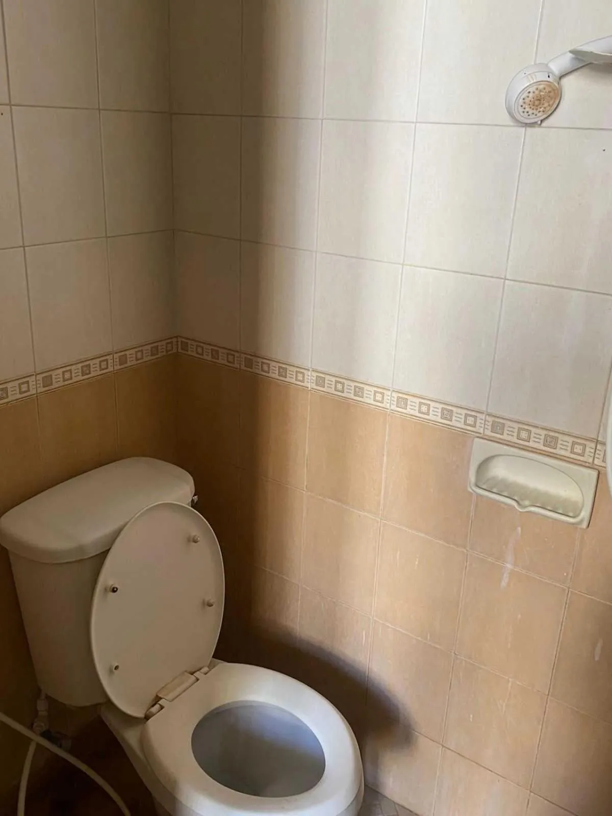 Bathroom in OYO Life 93202 Pentagon Homestay Syariah