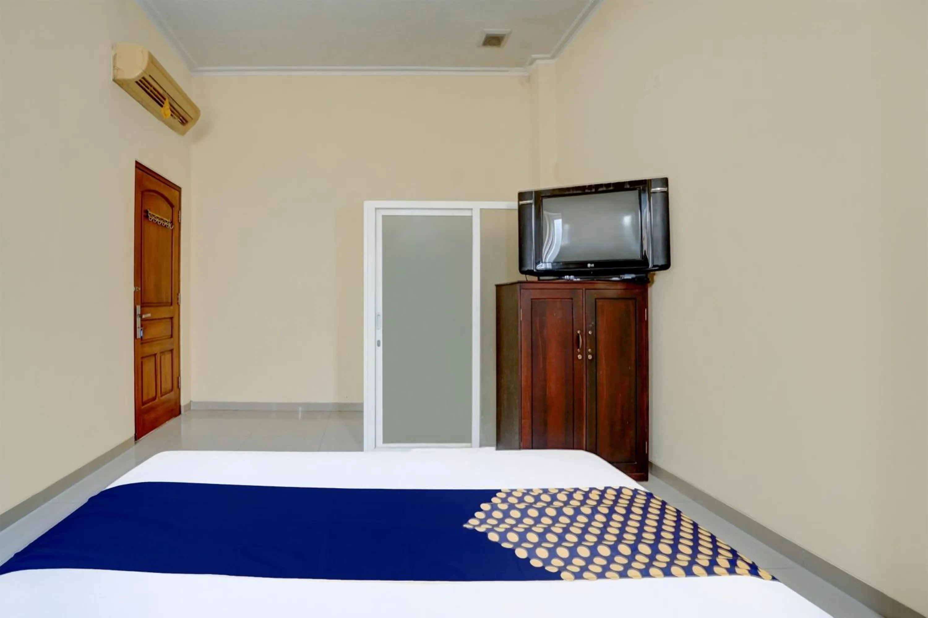 Bedroom, Bed in SPOT ON 93210 Griya Kos Kanjeng Mami Syariah