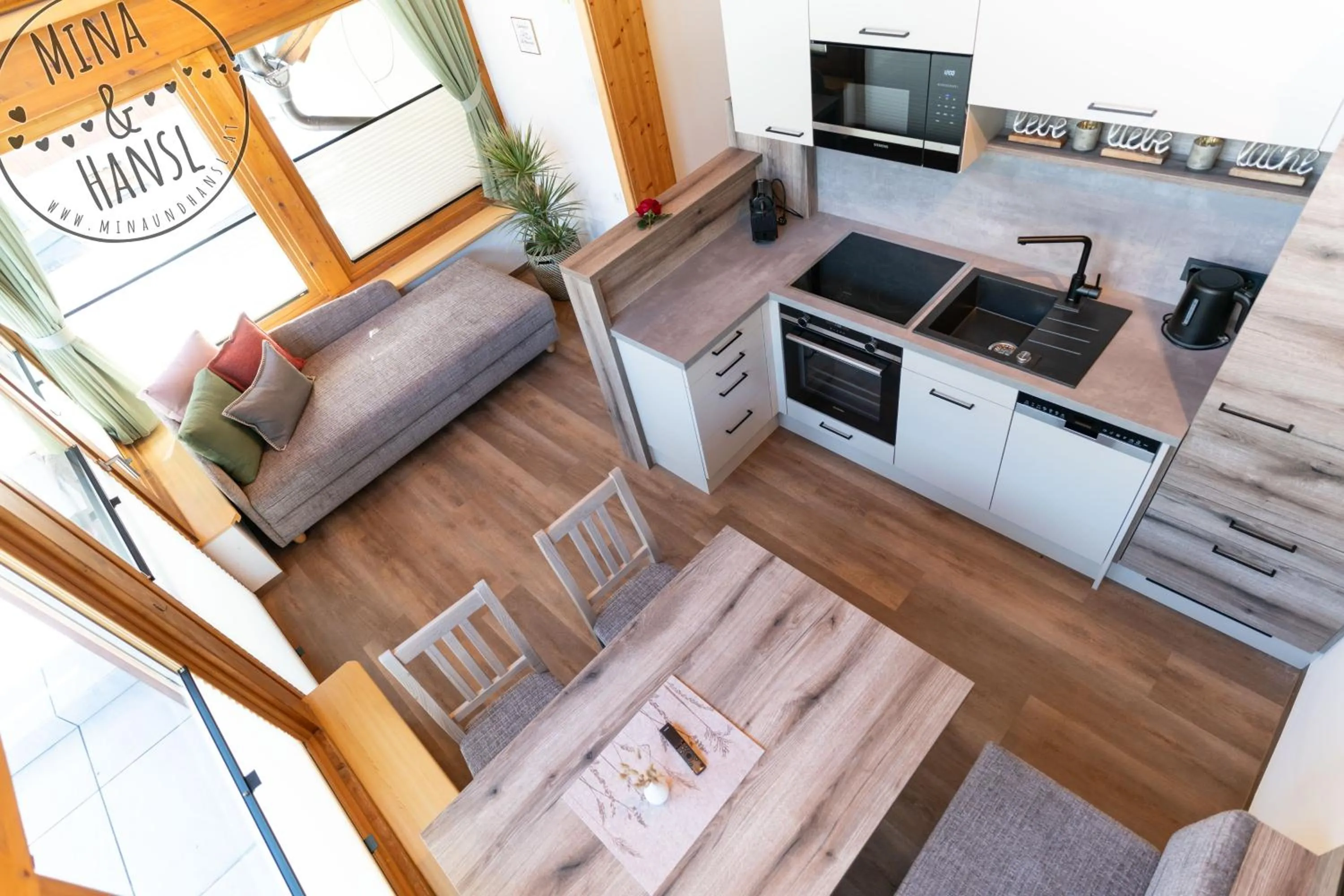 Kitchen or kitchenette in Mina&Hansl