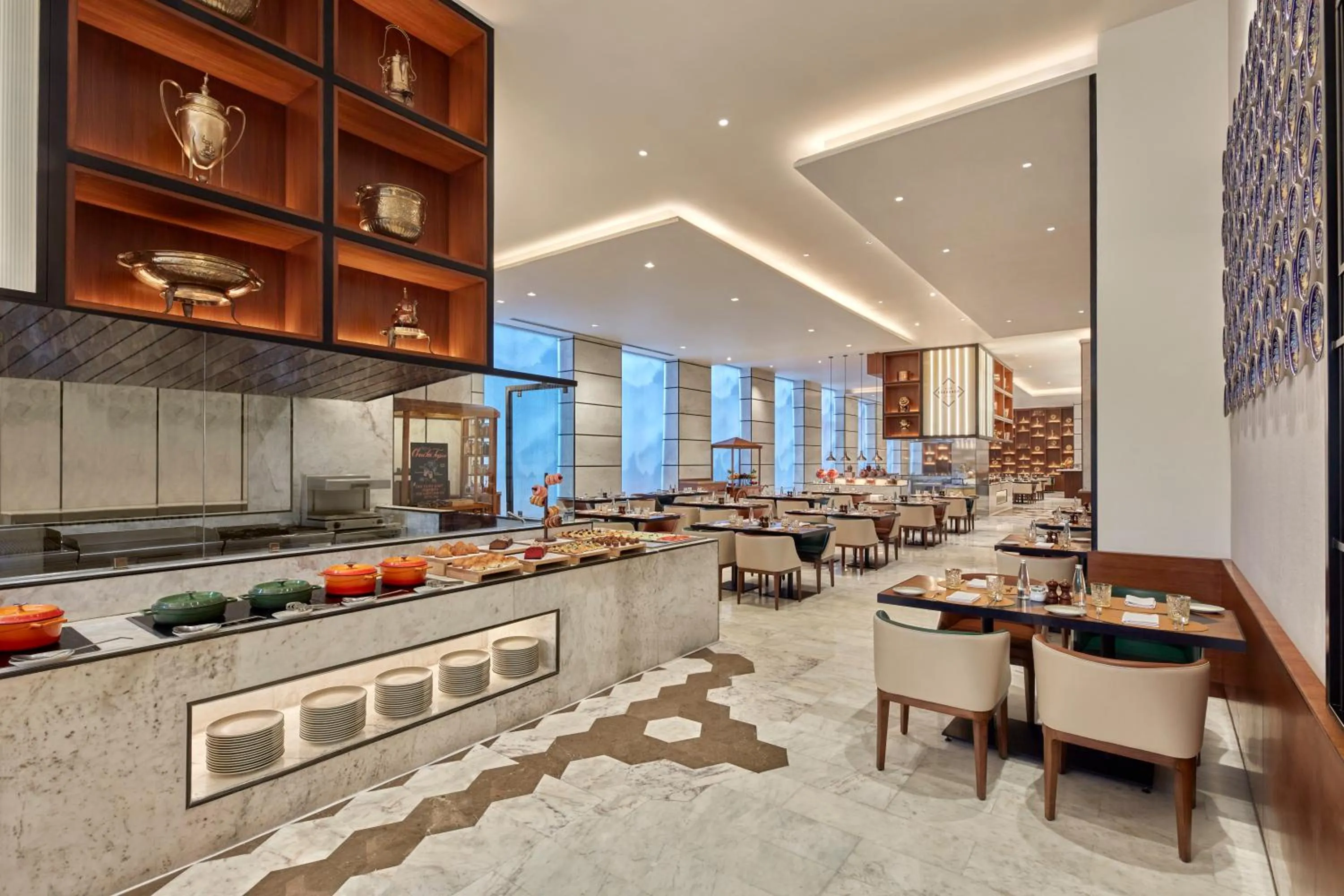 Restaurant/places to eat in Novotel Jaipur Convention Centre