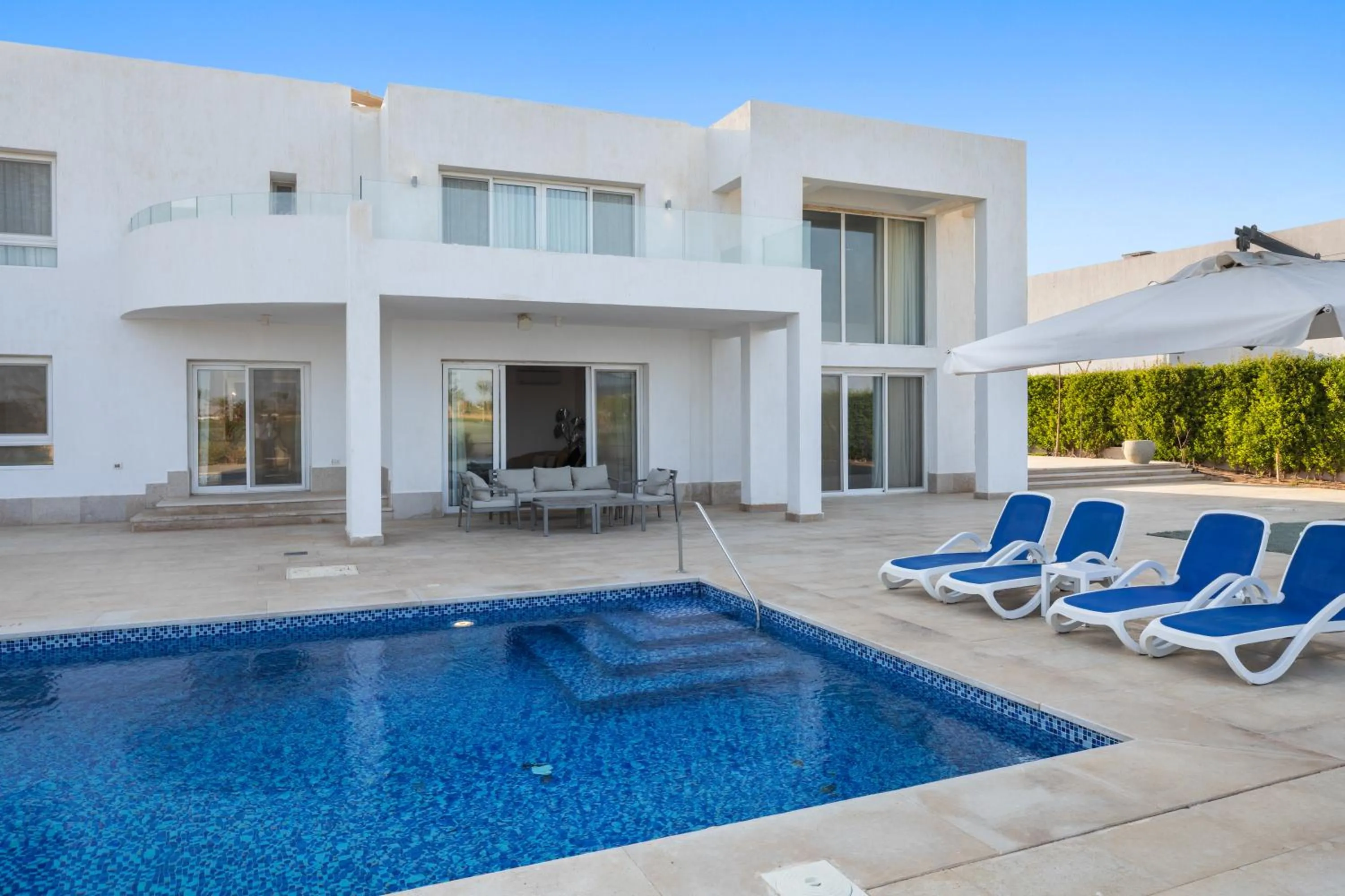 Swimming pool in Pickalbatros Golf Luxury Suites - All Inclusive