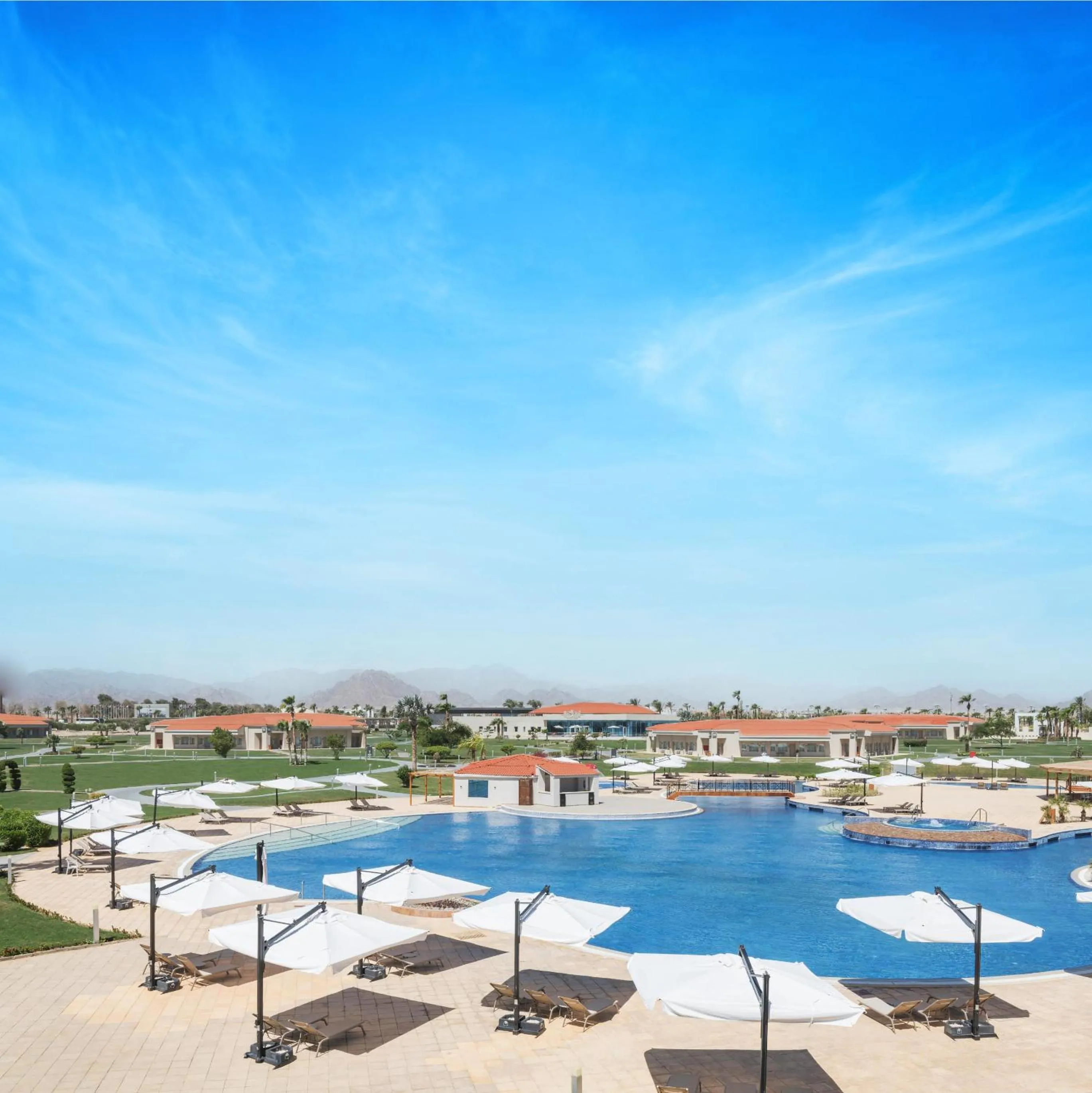 Swimming pool in Pickalbatros Golf Luxury Suites - All Inclusive