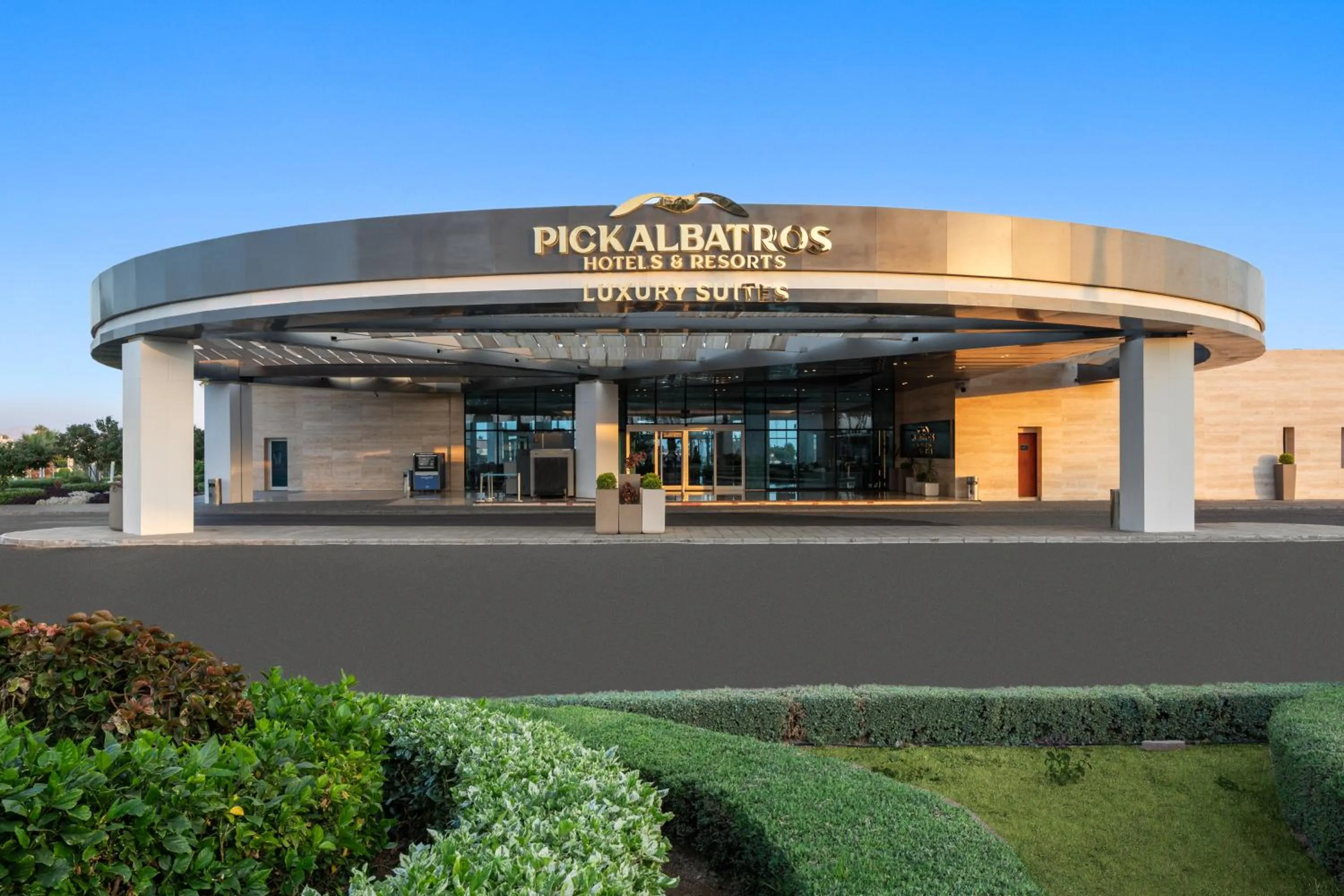 Facade/entrance in Pickalbatros Golf Luxury Suites - All Inclusive