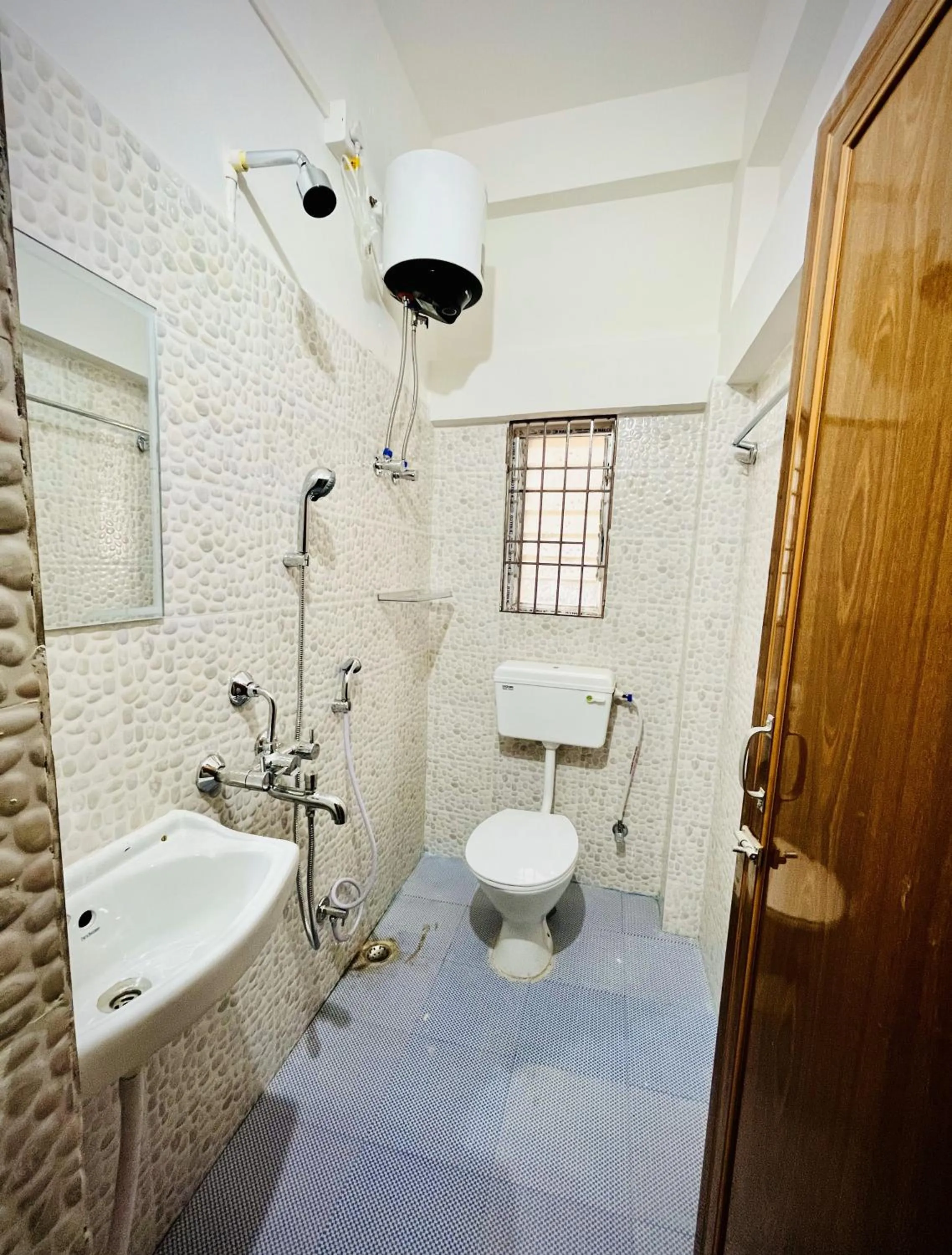 Bathroom in Queen's Residency