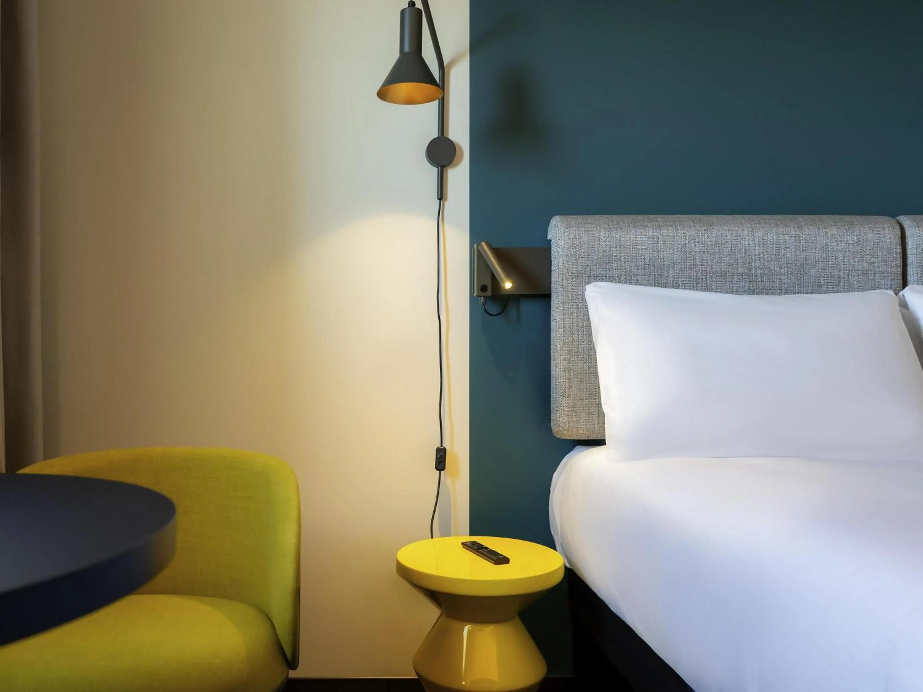 Bedroom, Bed in ibis Saint Paul Trois Chateaux