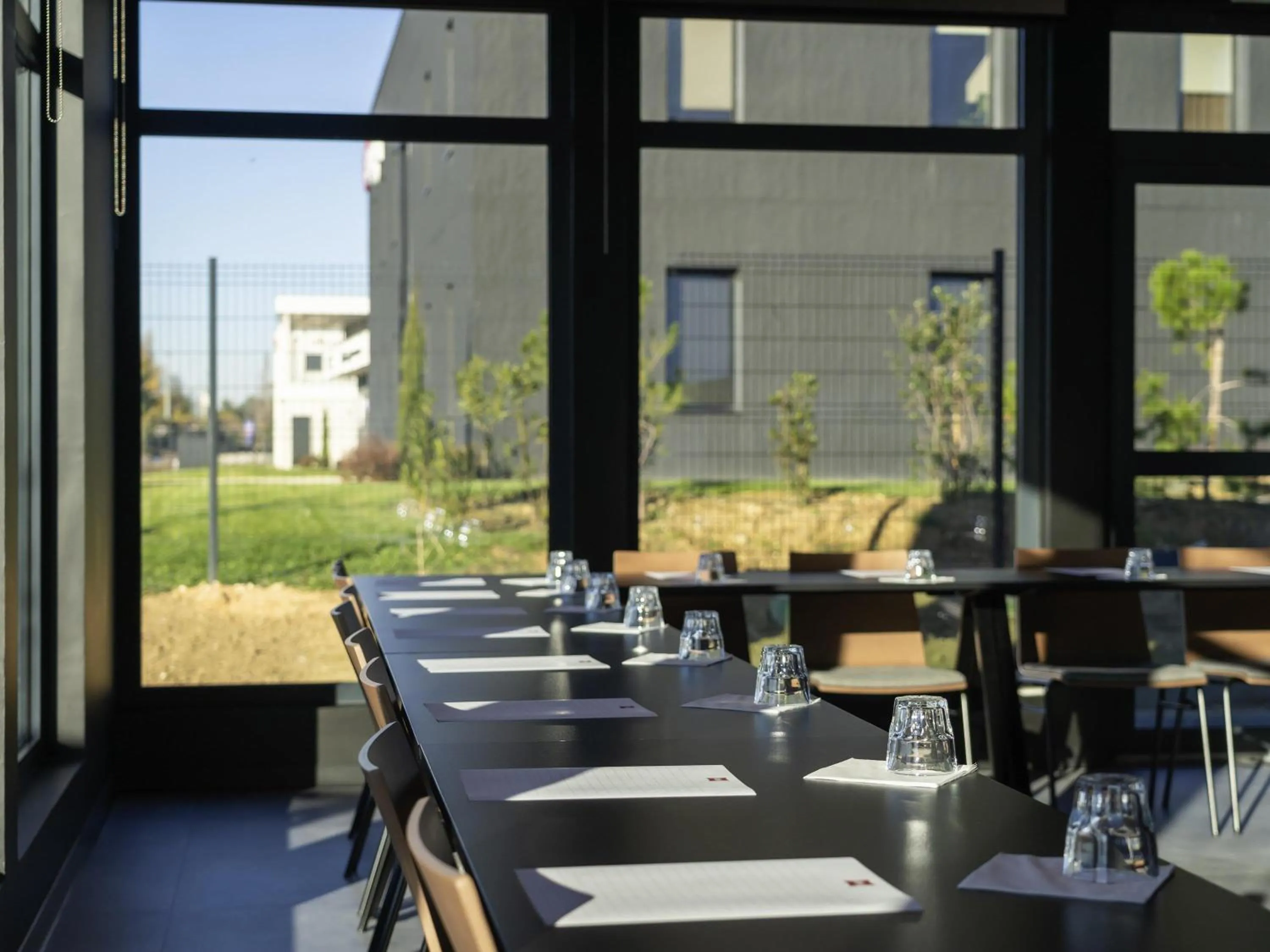 Meeting/conference room in ibis Saint Paul Trois Chateaux