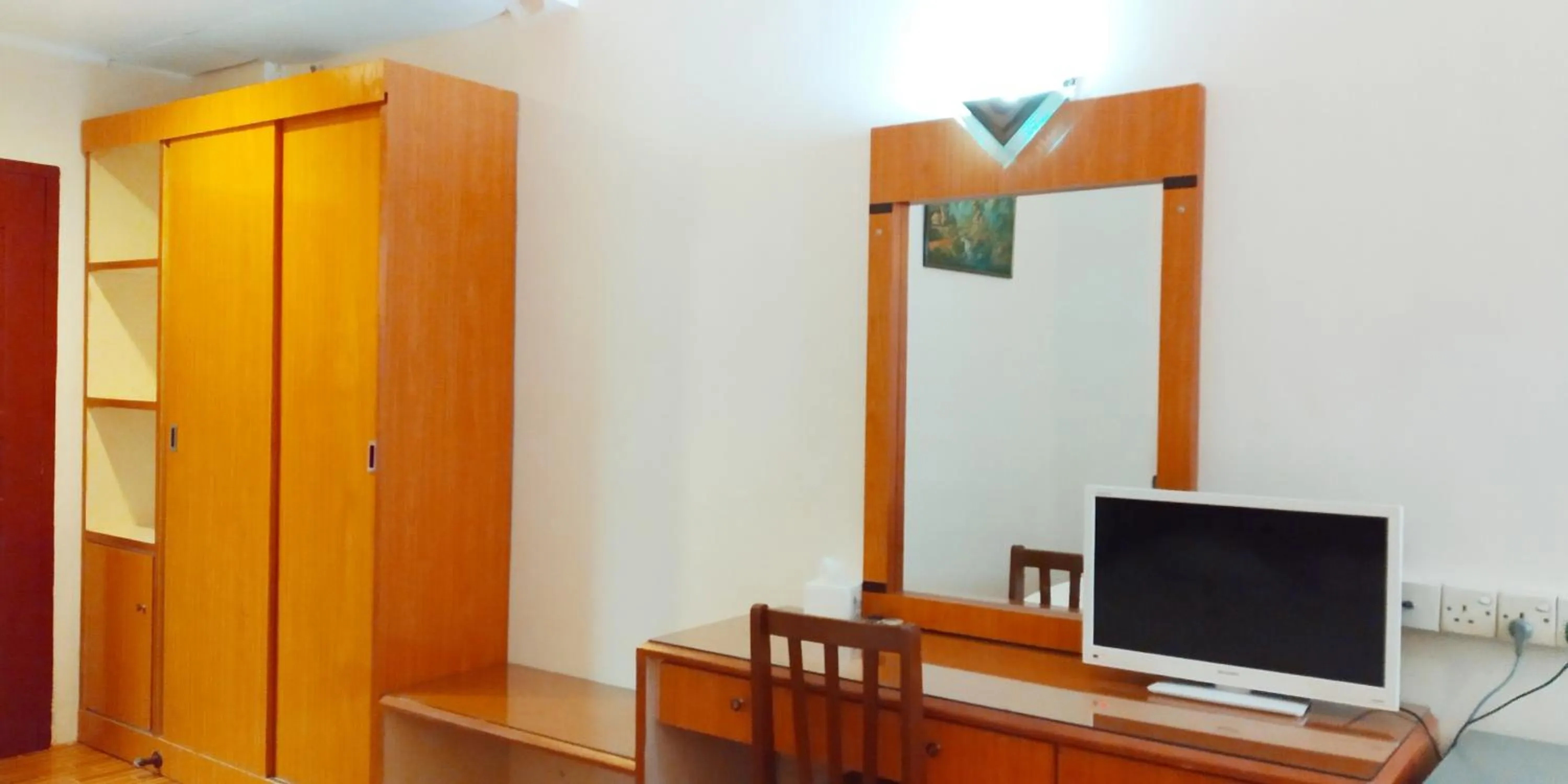 TV and multimedia in Paradise Hotel