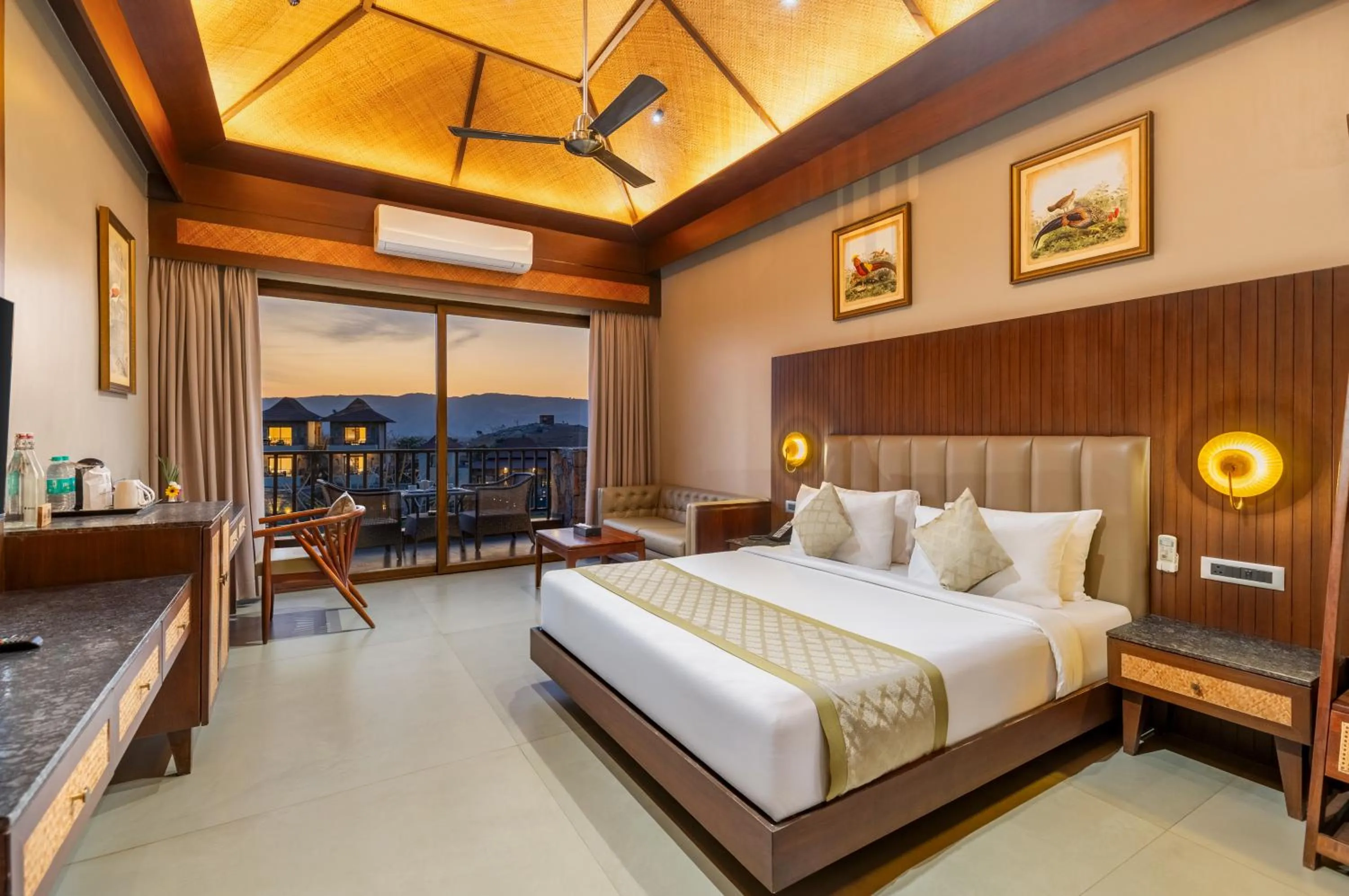 Bed in Sajjan Bagh Resort Kumbhalgarh