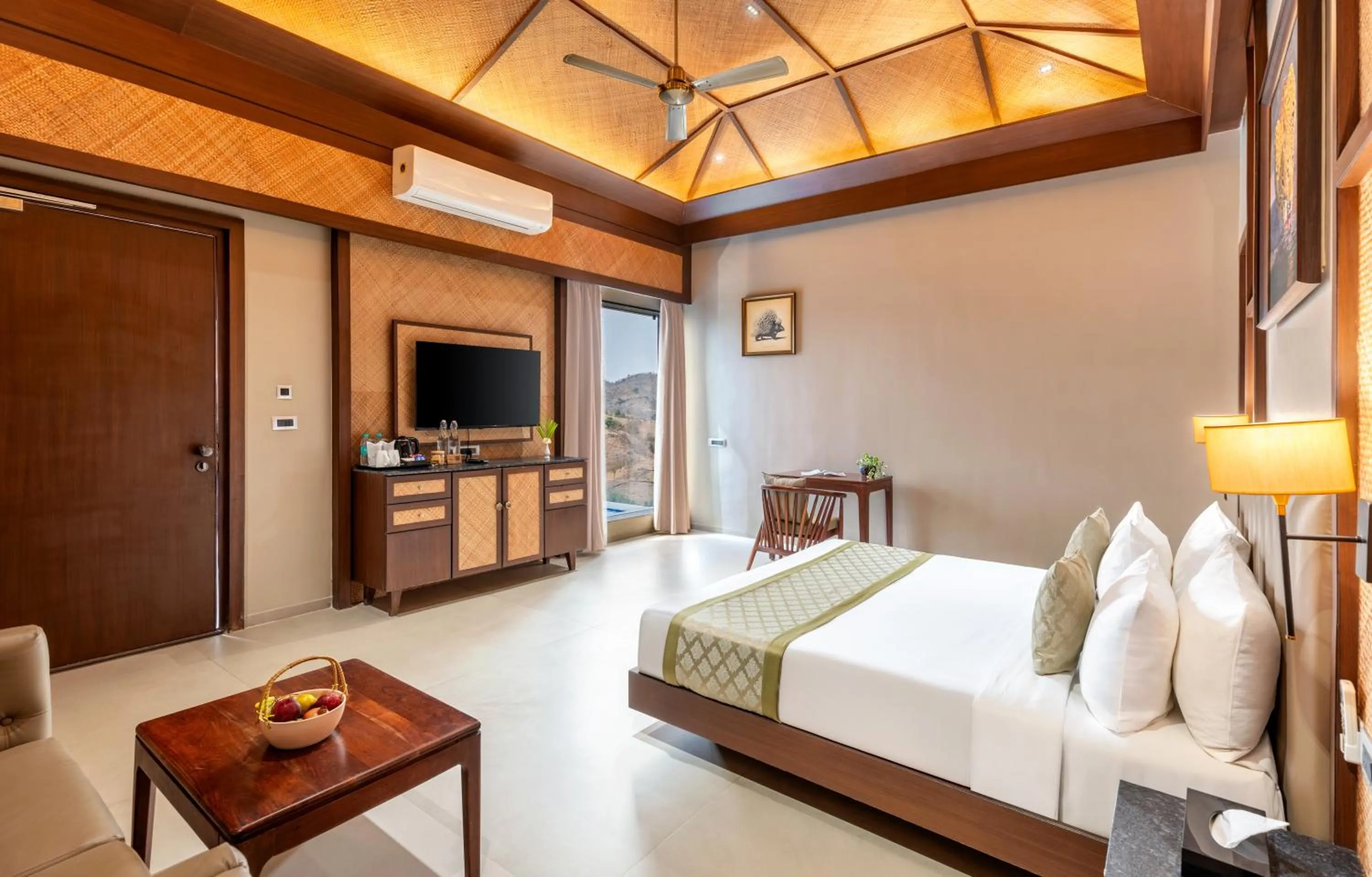 Bed in Sajjan Bagh Resort Kumbhalgarh