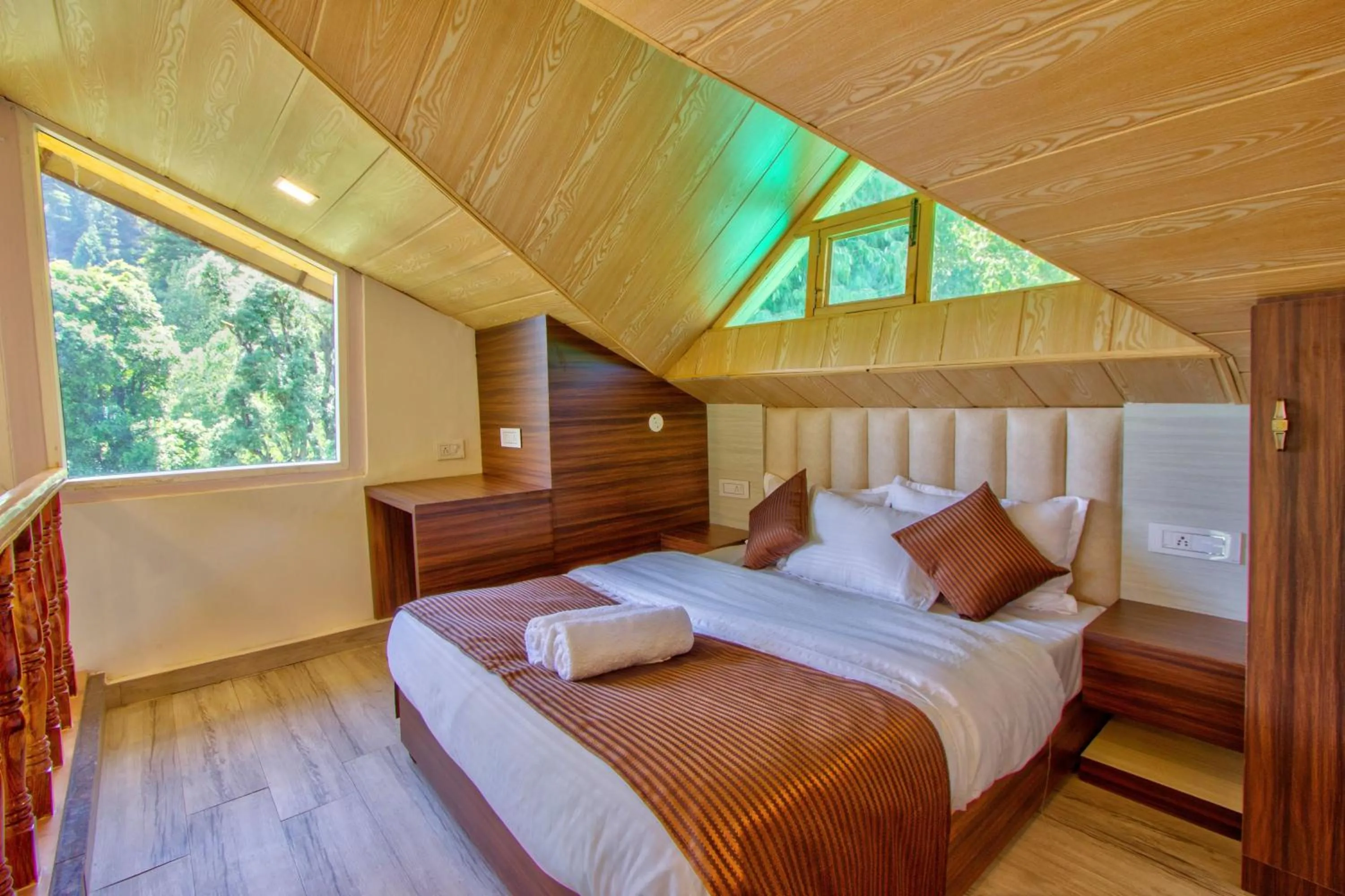 Login Katson Blue Manali