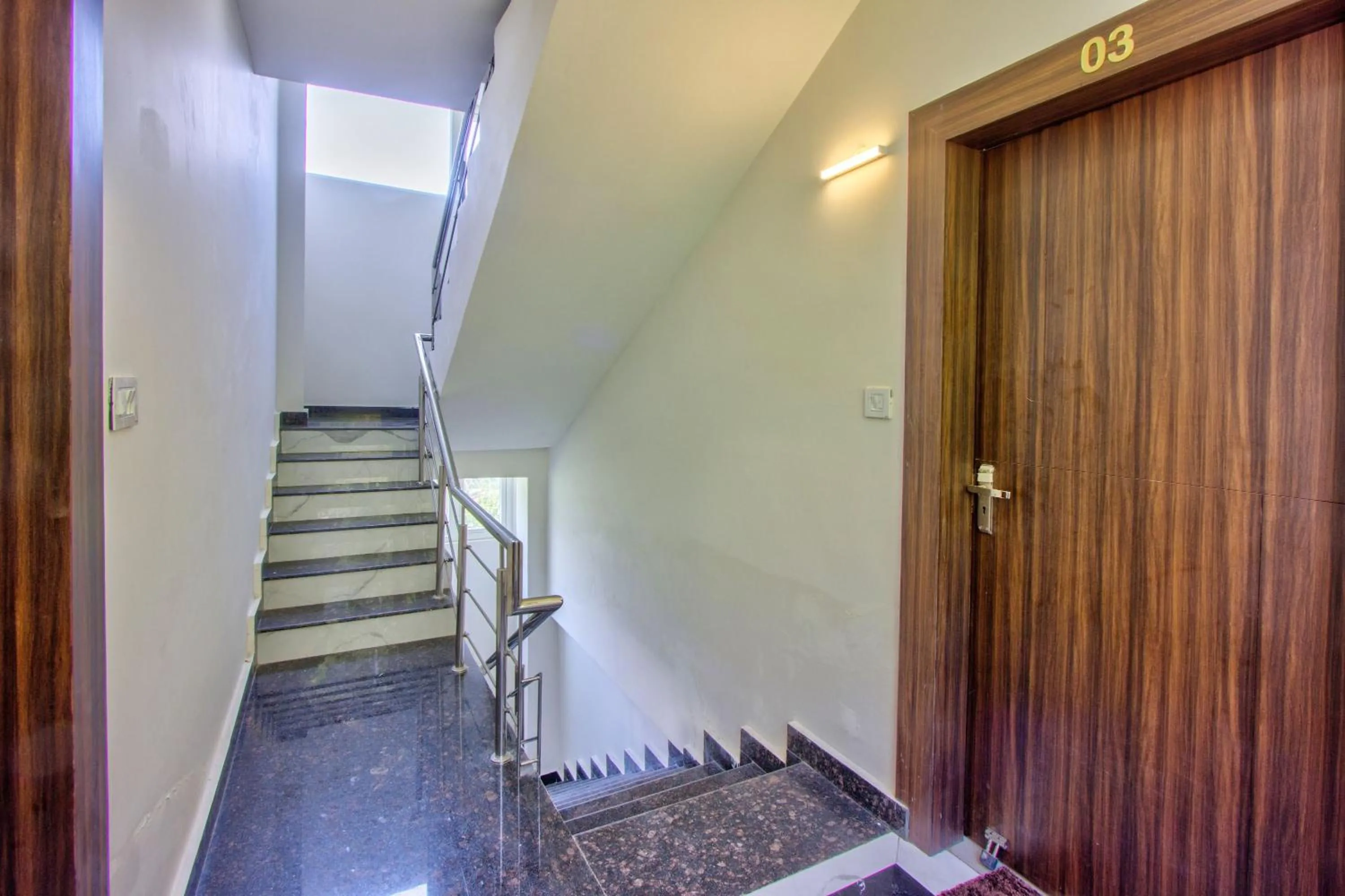 Login Katson Blue Manali