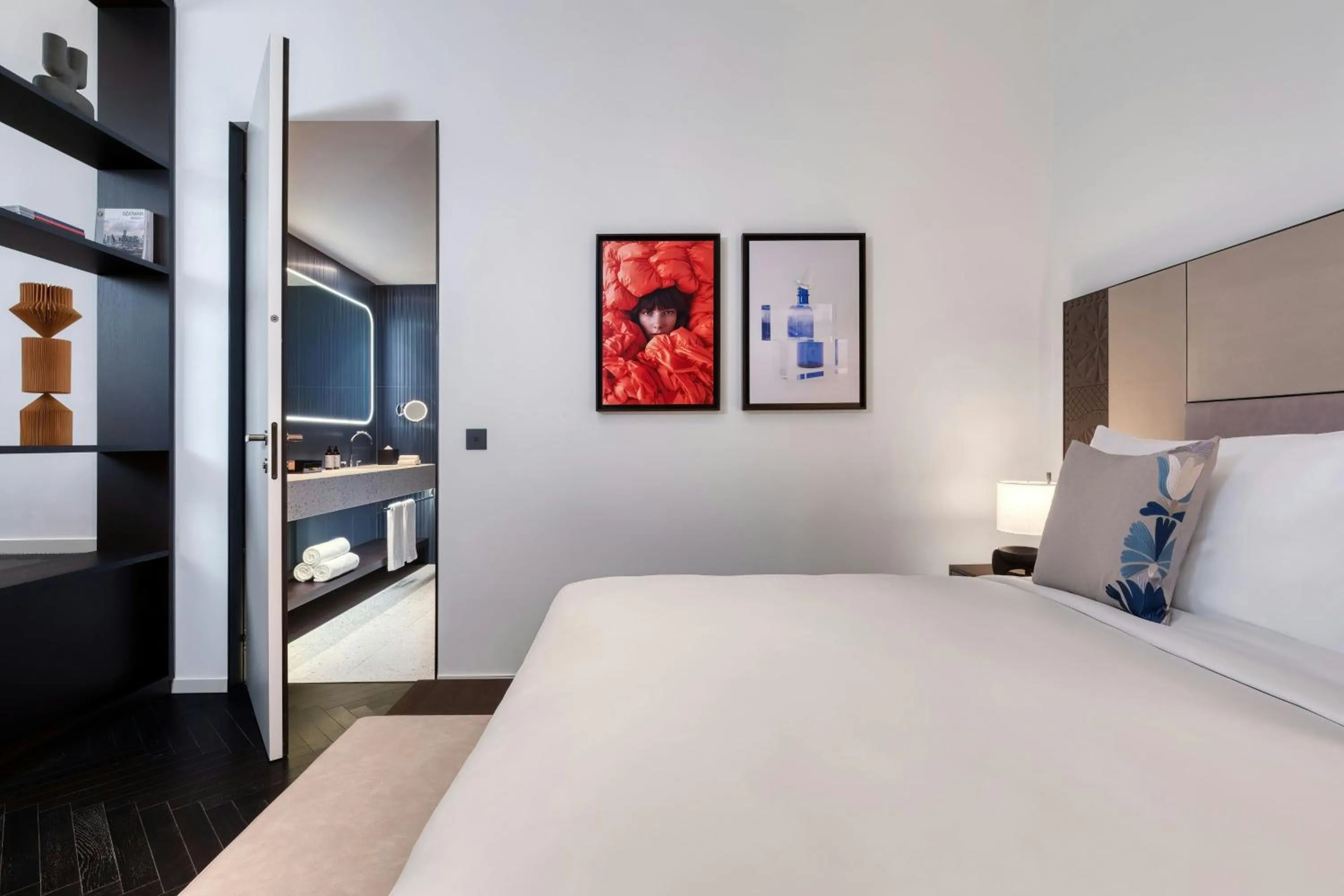 Bedroom, Bed in Dorothea Hotel, Budapest, Autograph Collection