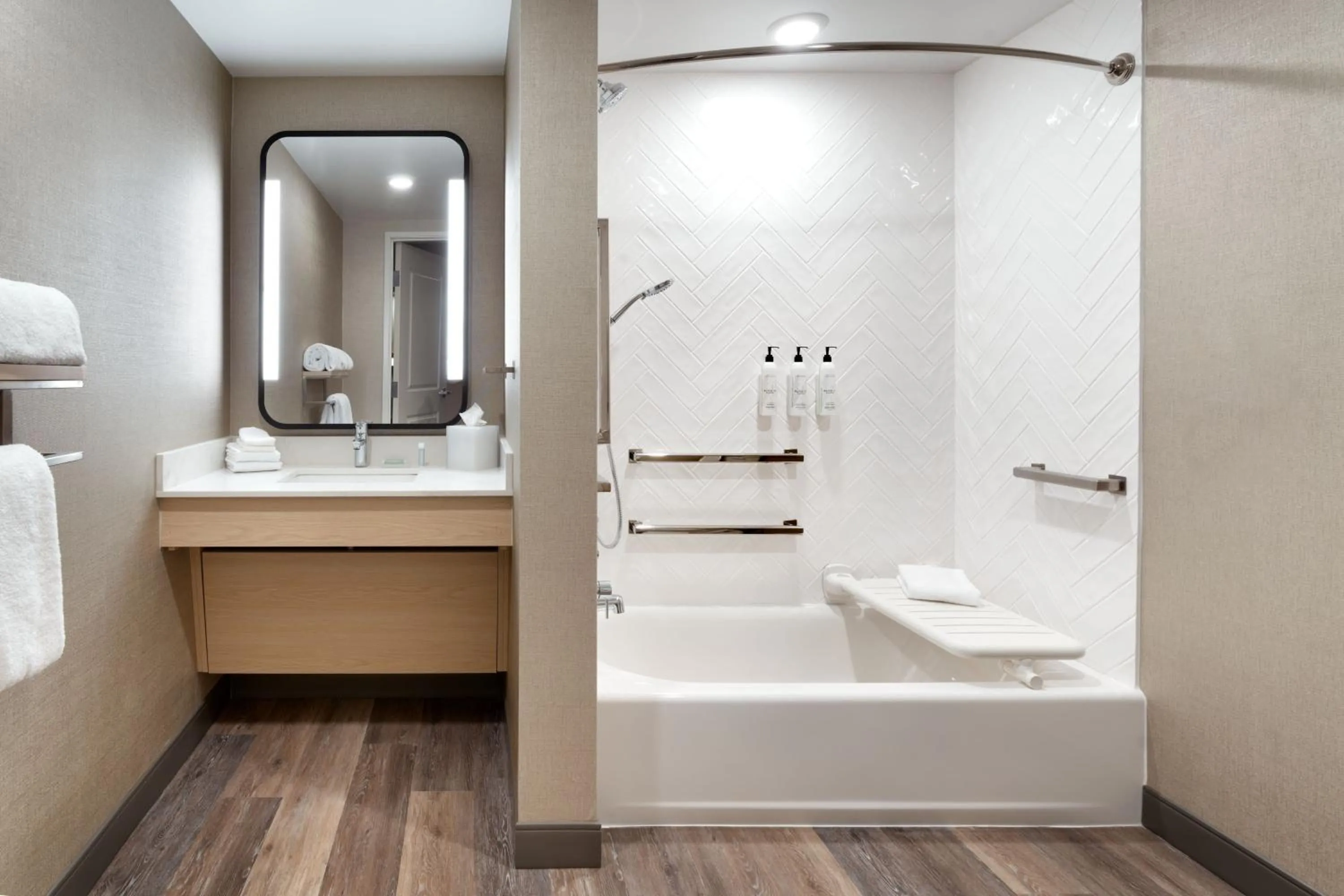 Bathroom in TownePlace Suites by Marriott Show Low