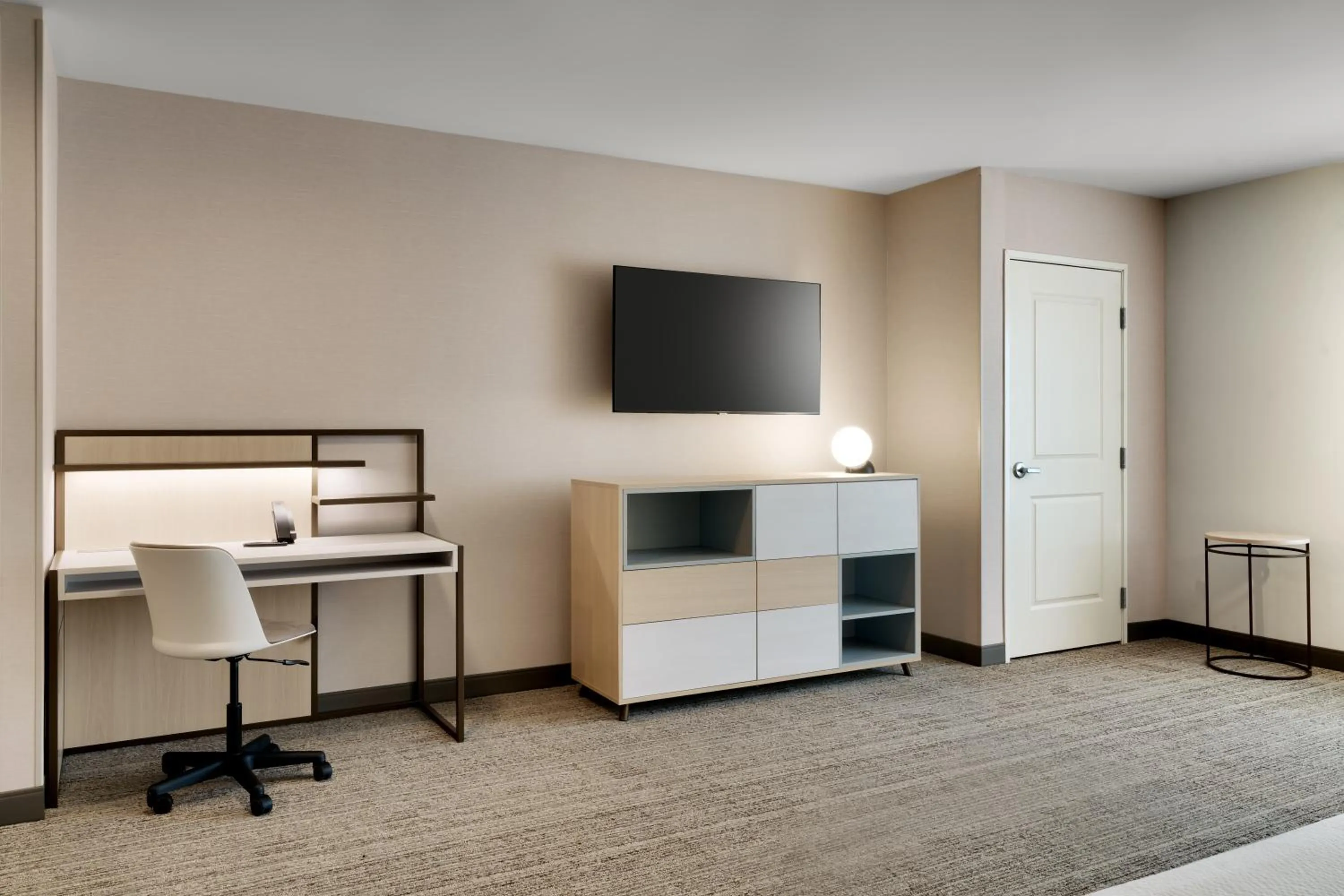 Living room, Bed in TownePlace Suites by Marriott Show Low