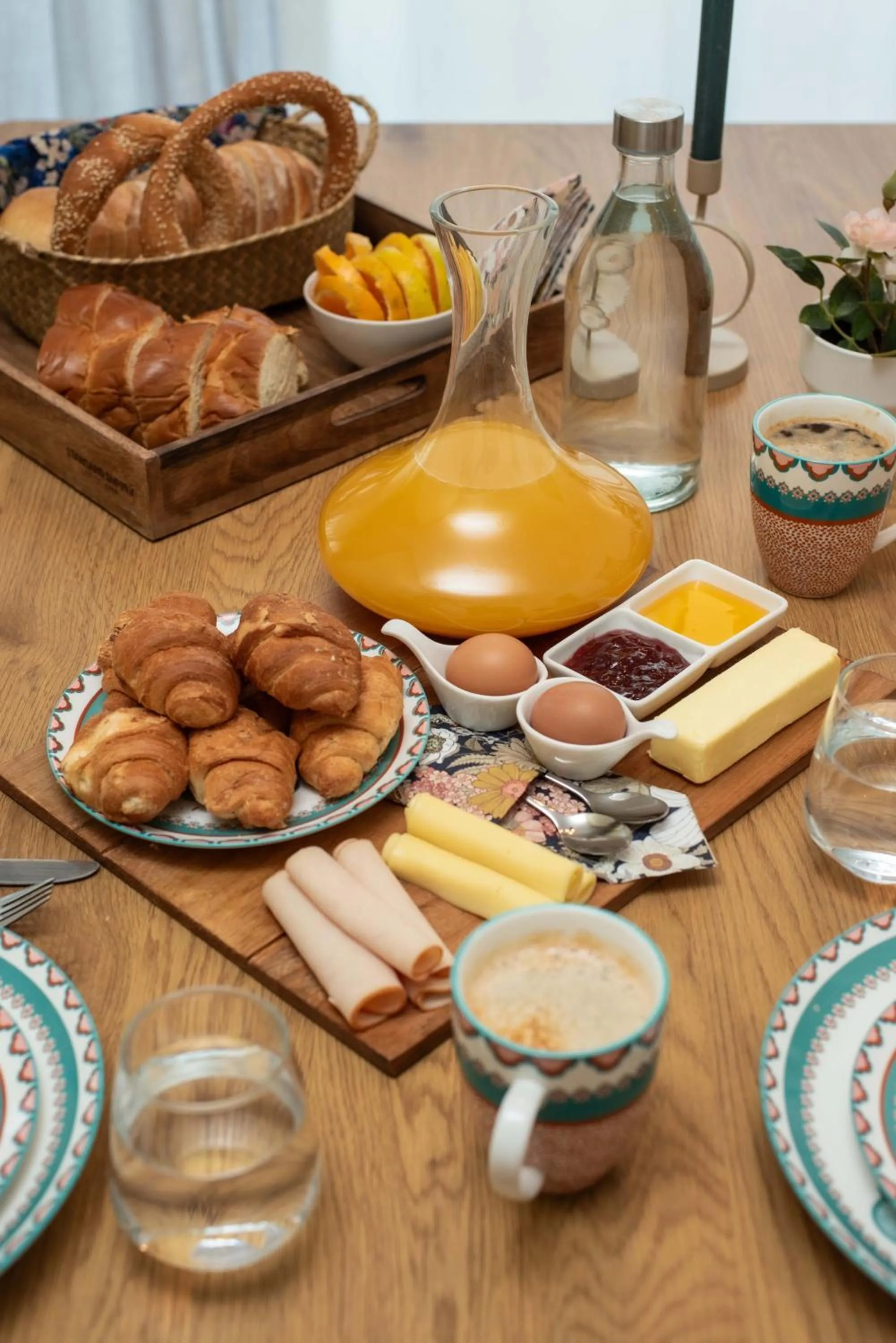 Breakfast in Houseloft Rotunda Escape