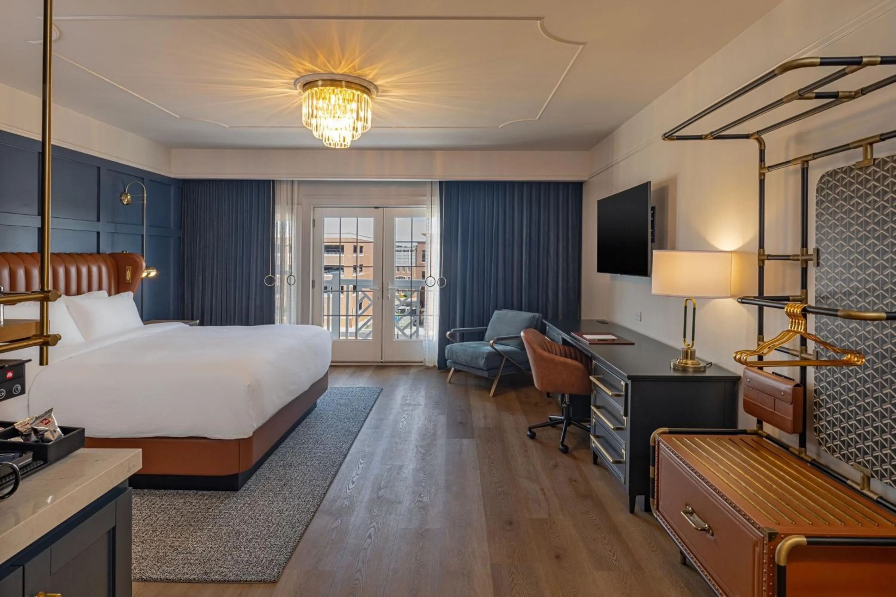 Photo of the whole room, Bed in The Publisher, Downtown Fredericksburg, a Tribute Portfolio Hotel