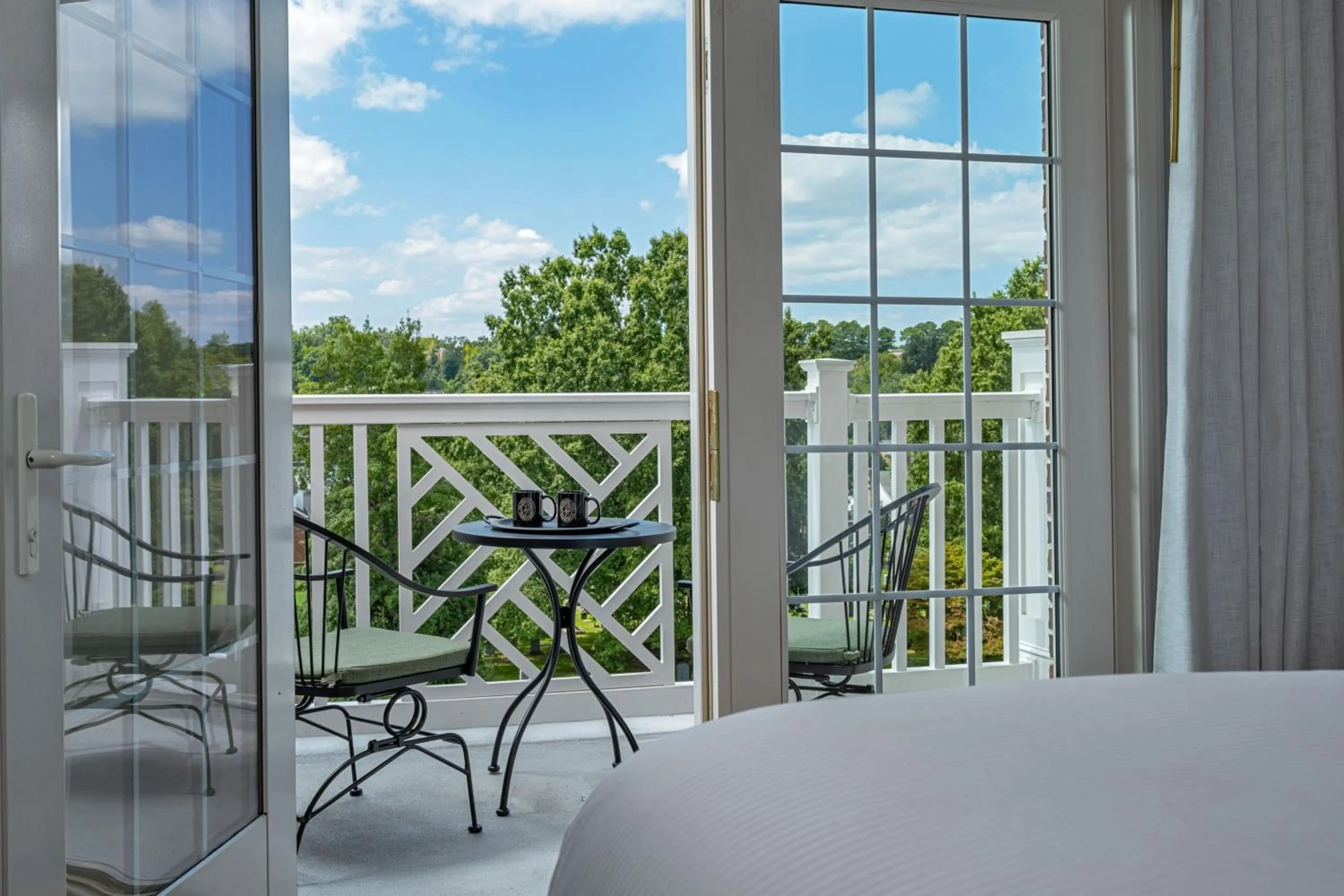 Photo of the whole room, Bed in The Publisher, Downtown Fredericksburg, a Tribute Portfolio Hotel