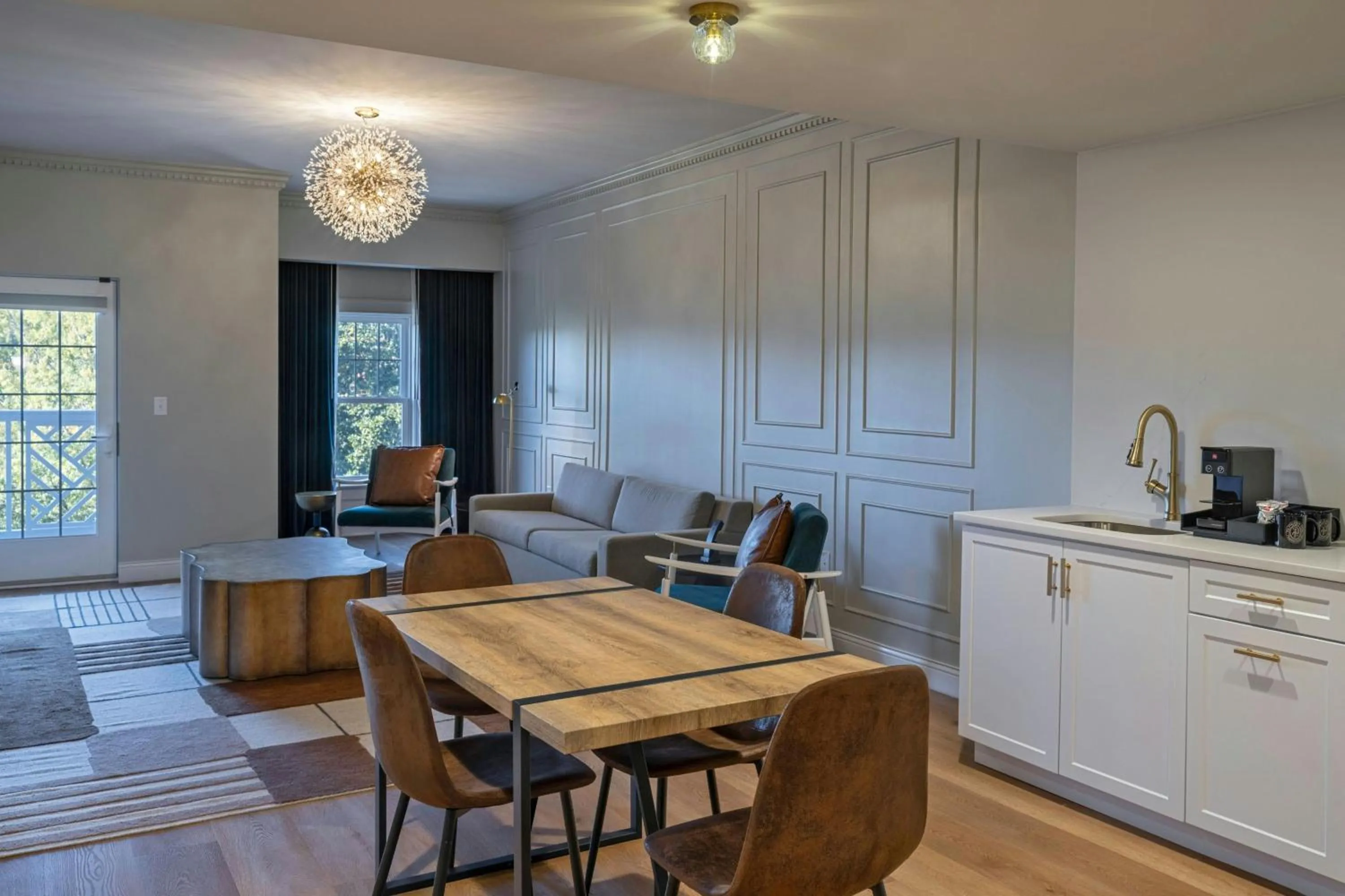 Photo of the whole room in The Publisher, Downtown Fredericksburg, a Tribute Portfolio Hotel