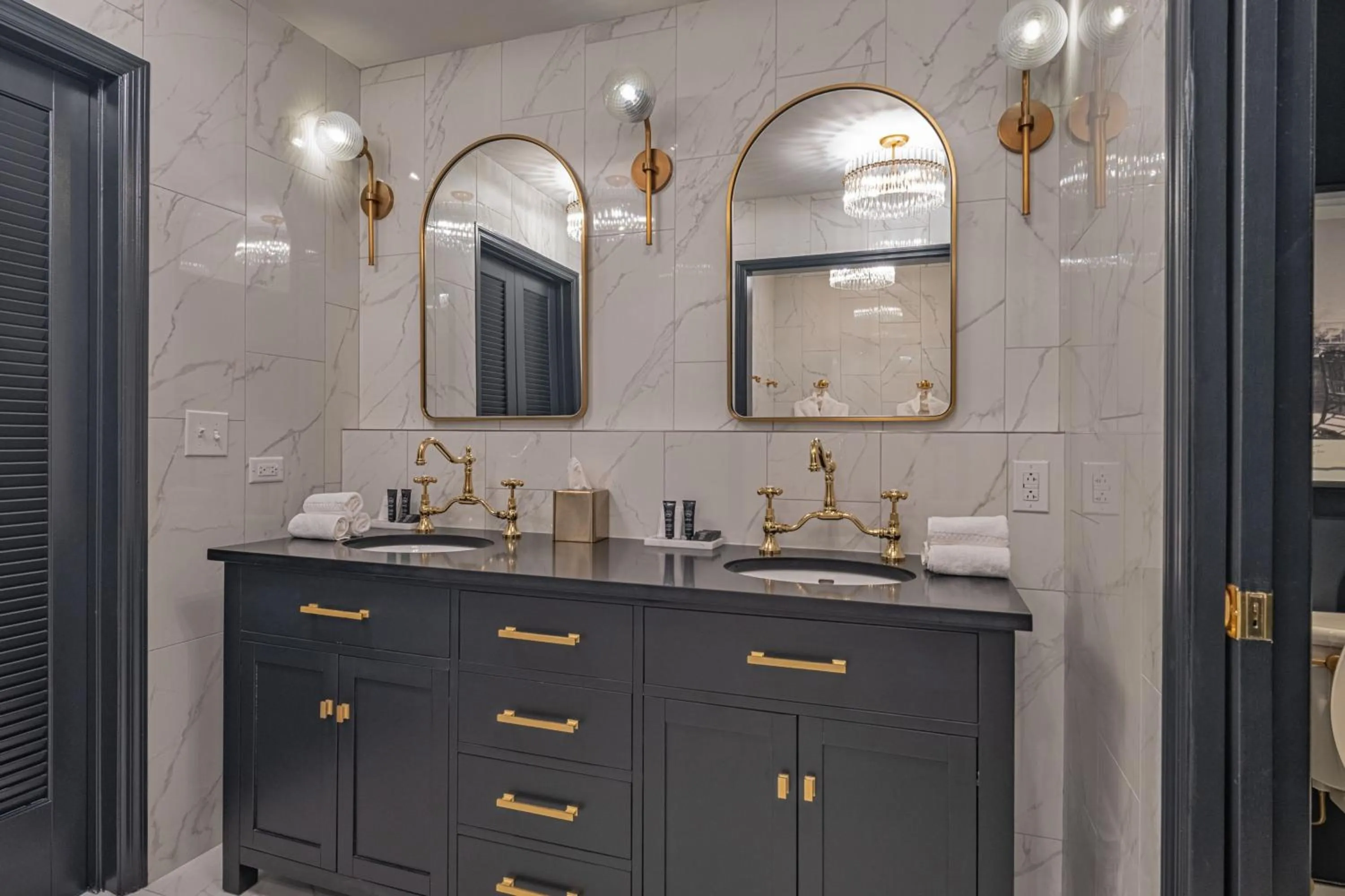 Bathroom in The Publisher, Downtown Fredericksburg, a Tribute Portfolio Hotel