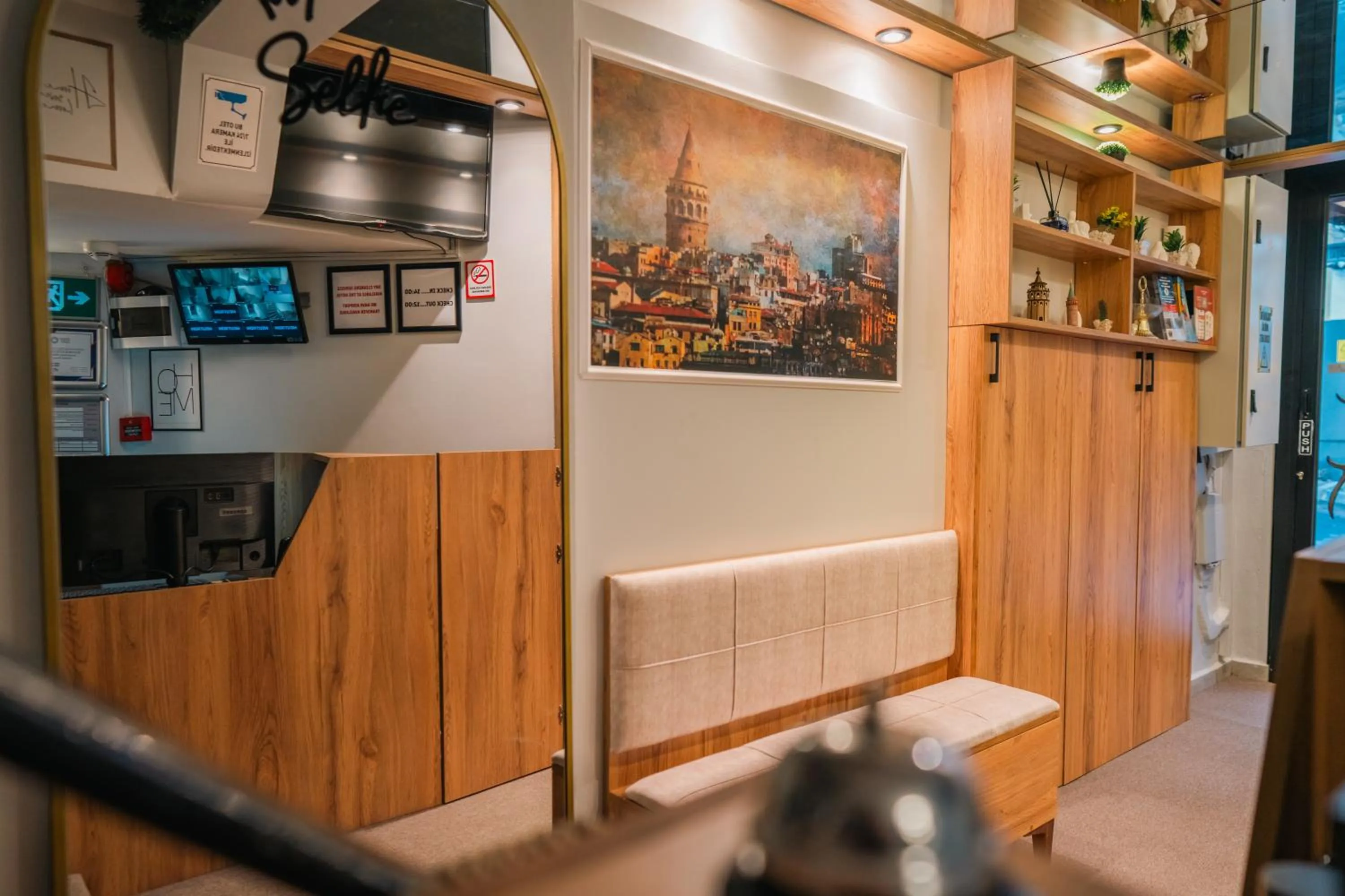 Seating area in Taksim Santa Lucia Hotel