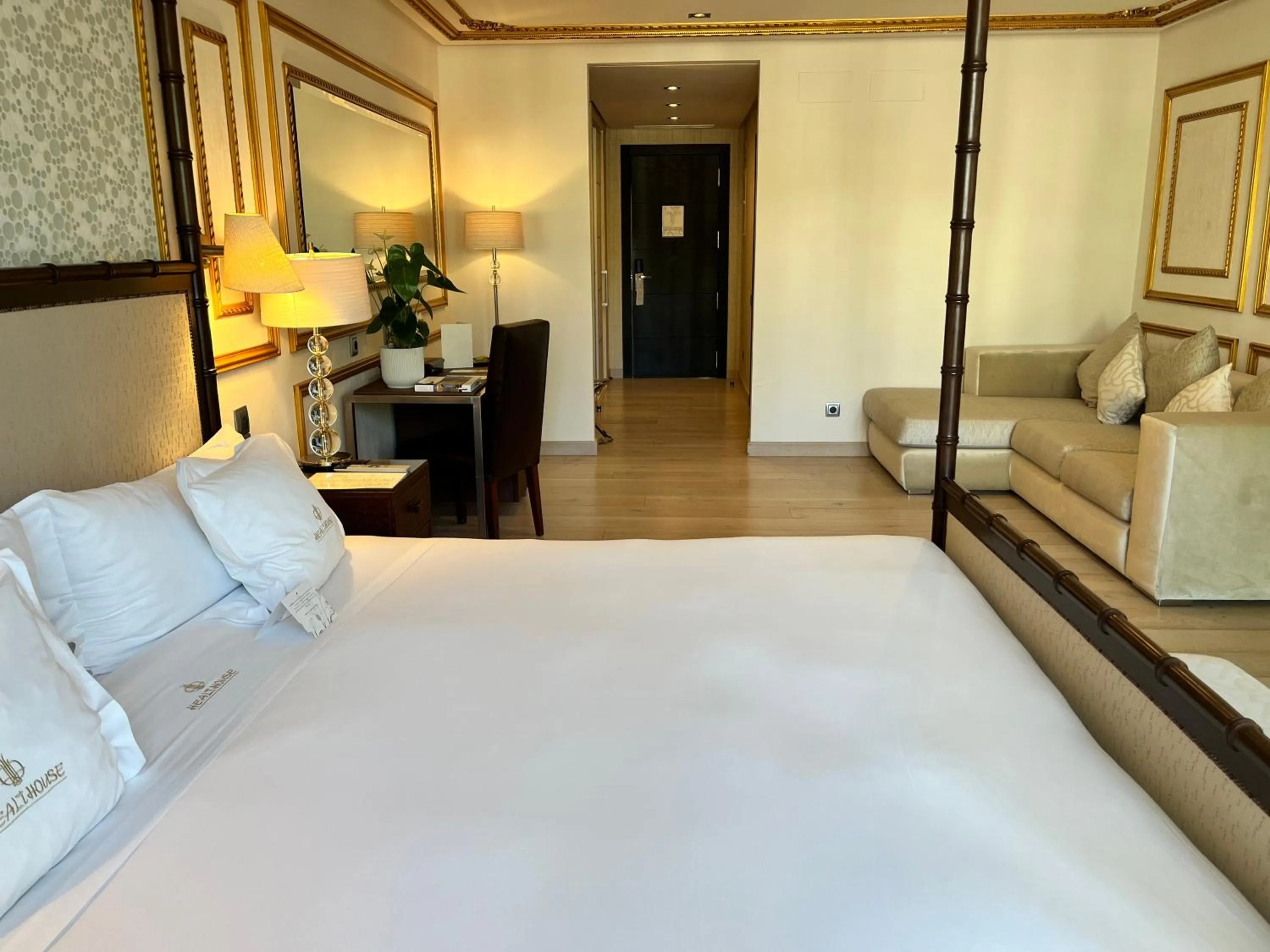 Bed in Las Dunas Grand Luxury