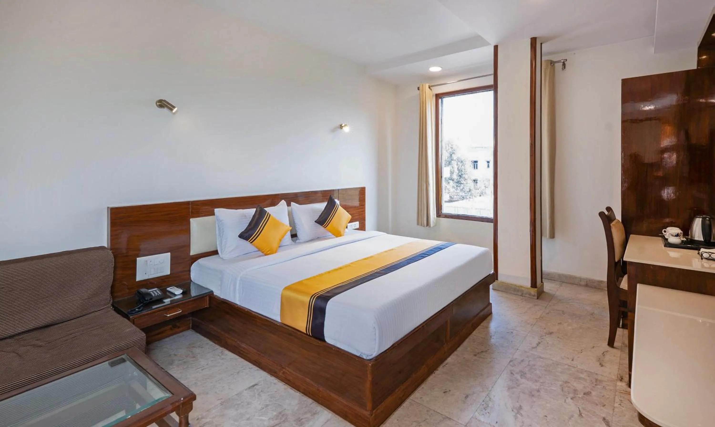 Itsy Hotels Svaruchi Inn