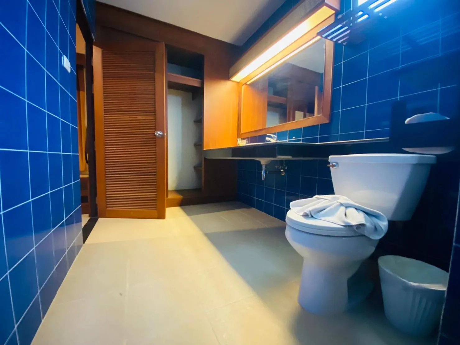 Toilet in Hotel and Beach Bungalow at Lanta Resort
