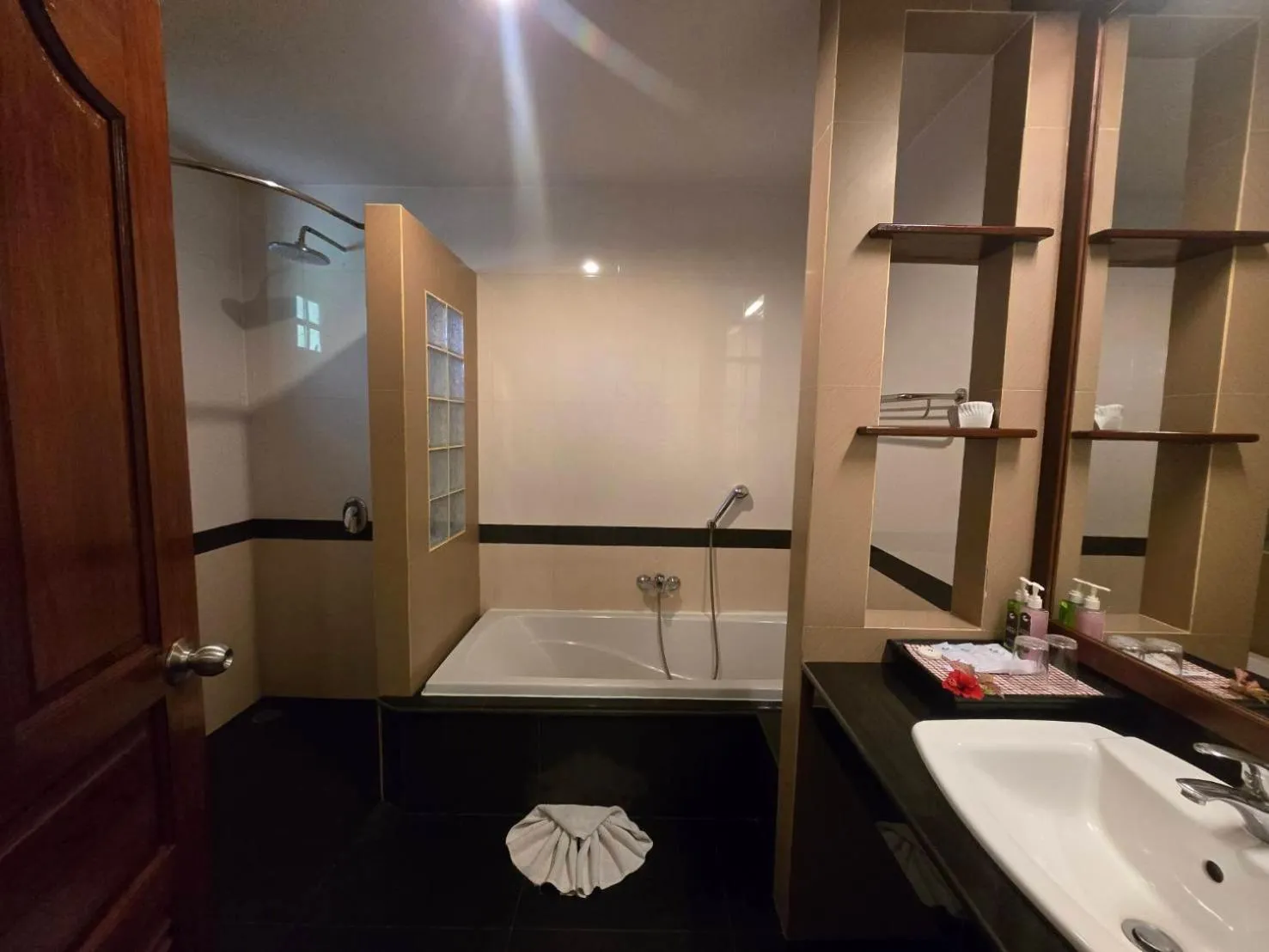 Bathroom in Hotel and Beach Bungalow at Lanta Resort