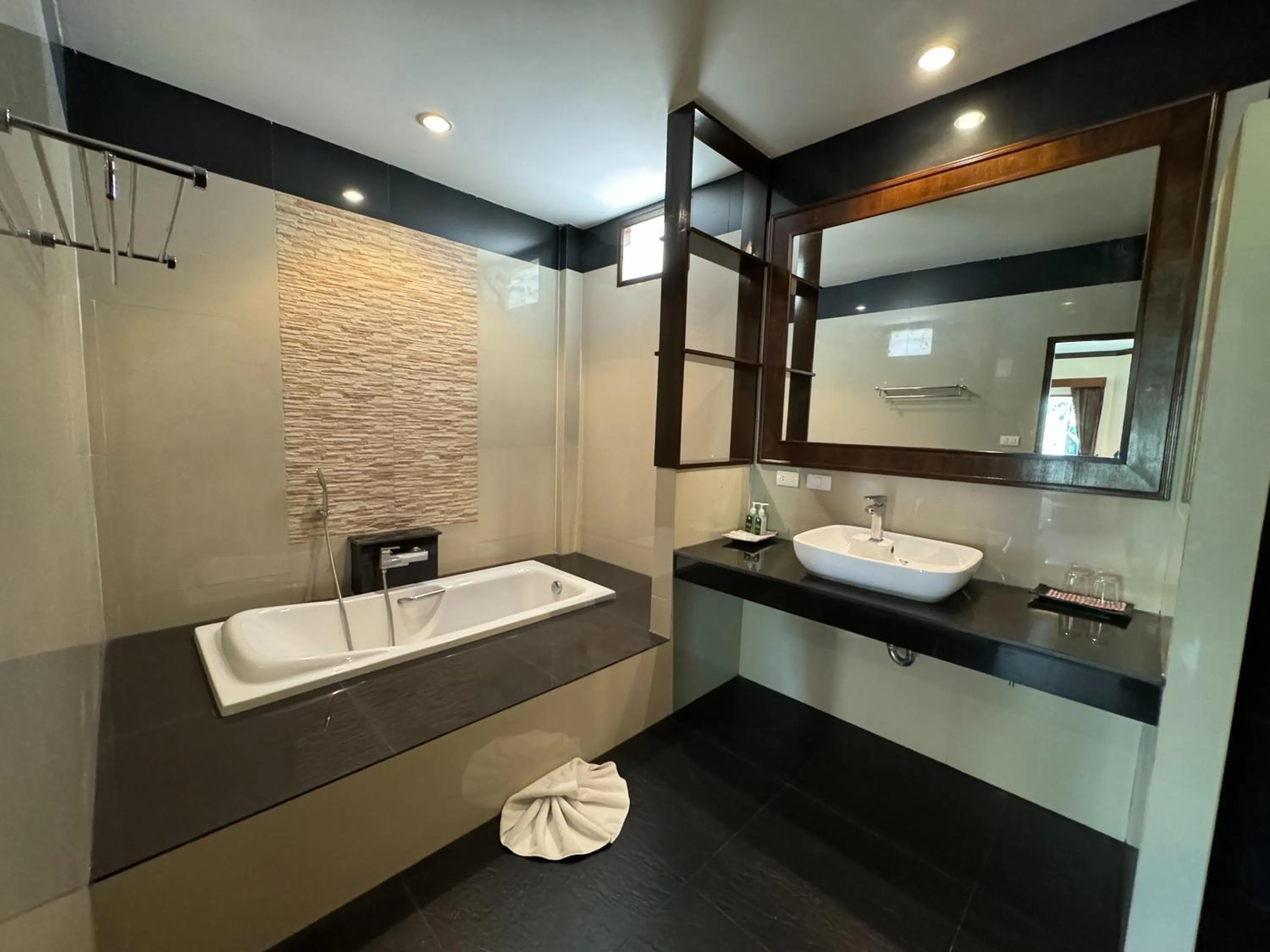 Bath in Hotel and Beach Bungalow at Lanta Resort