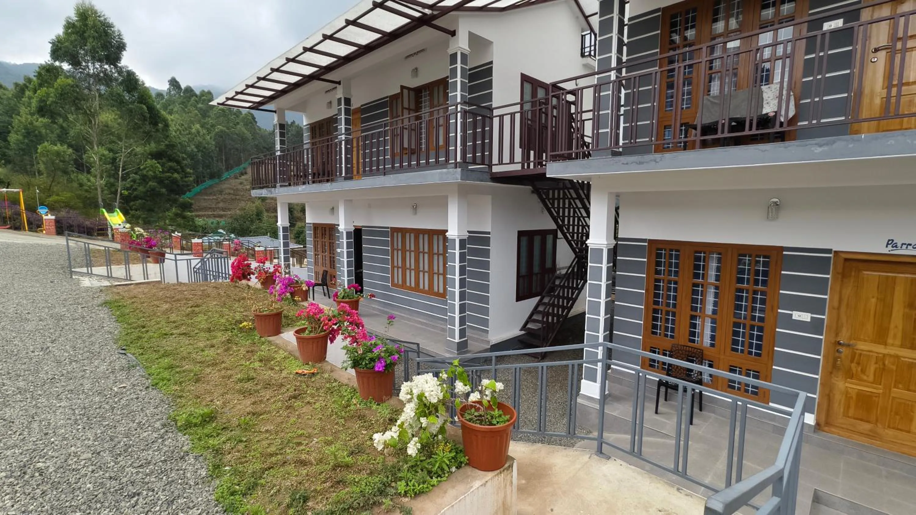 Facade/entrance in Moon Wings Mountain Resort