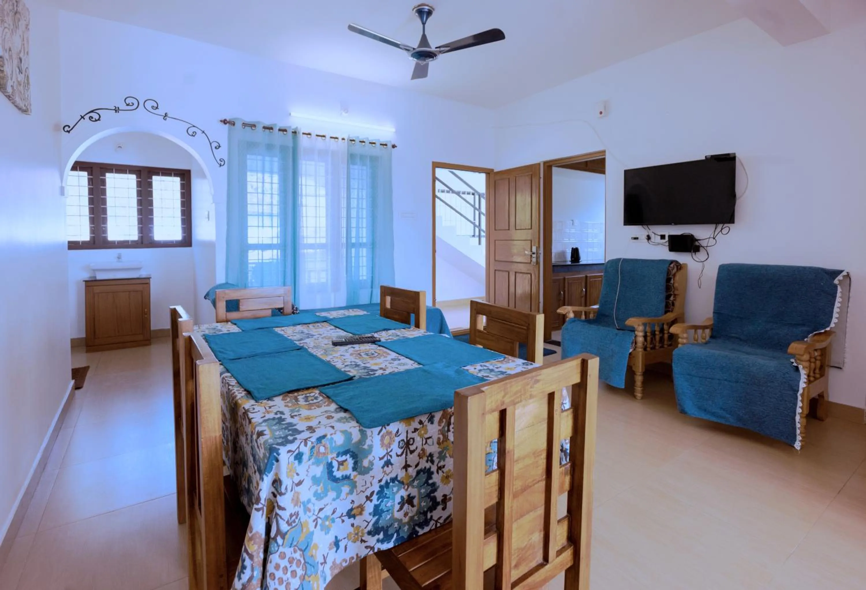 TV and multimedia in Moon Wings Mountain Resort