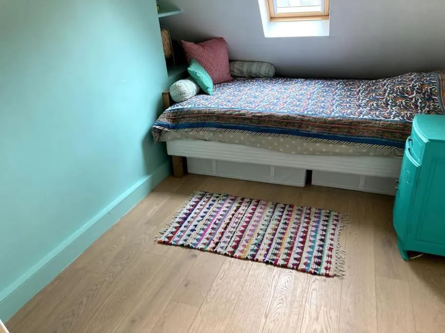 Bed in Appartement cosy dans le 9e