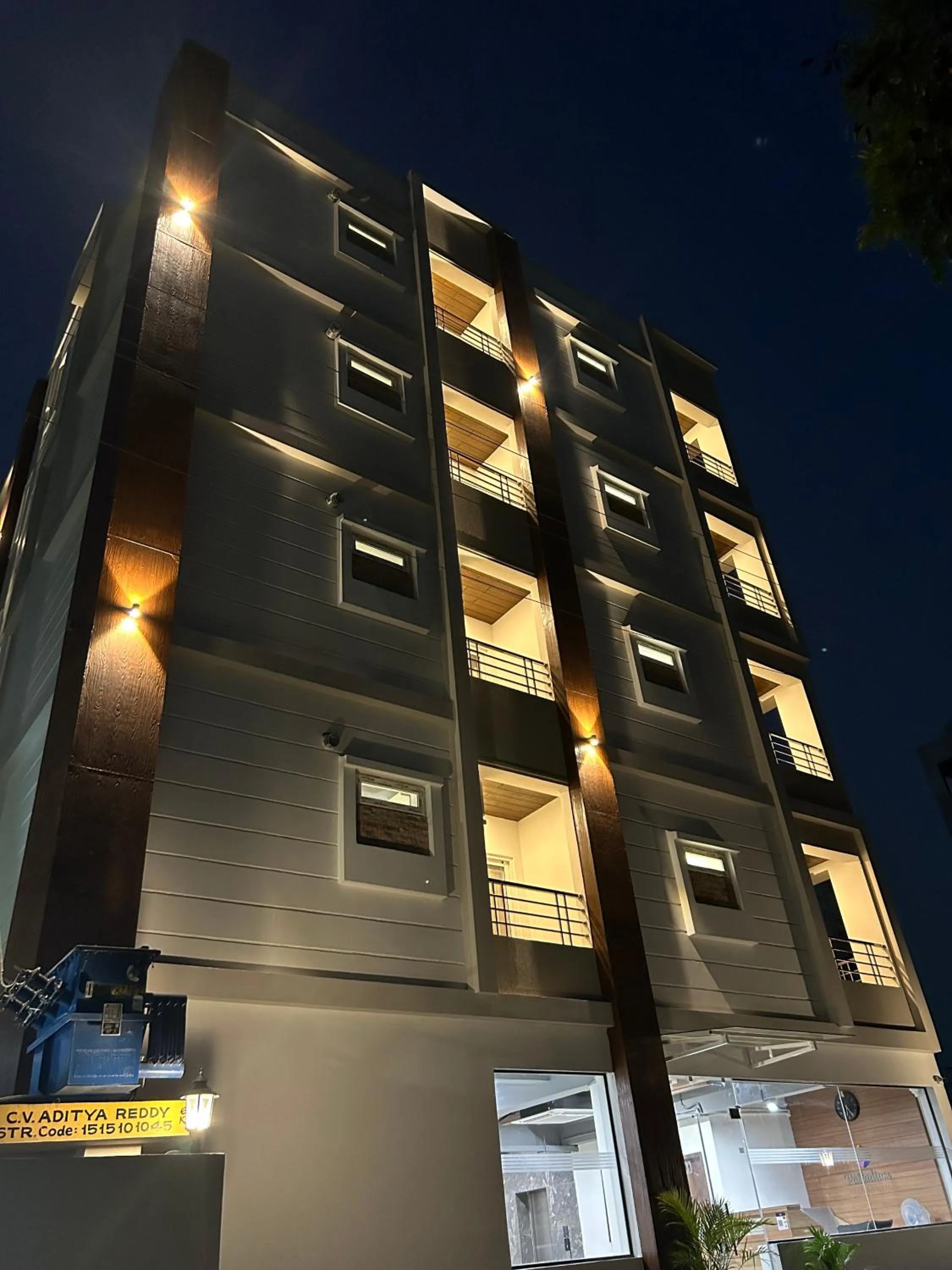 Property building in Palladium Luxury Suites Financial District Unit II