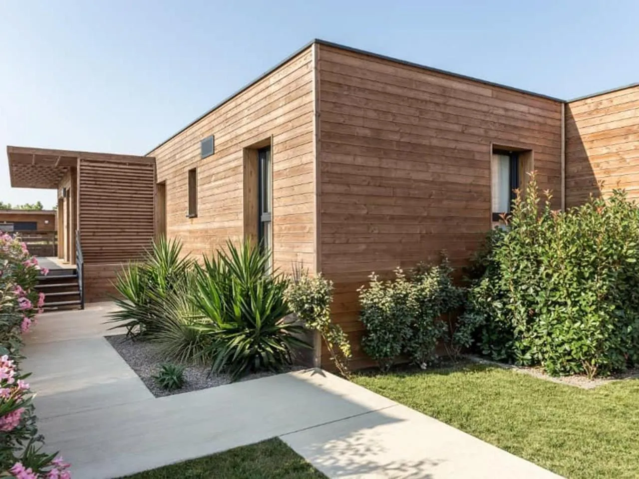 Property building in Résidence Pierre & Vacances Premium Domaine du Golfe du Lion