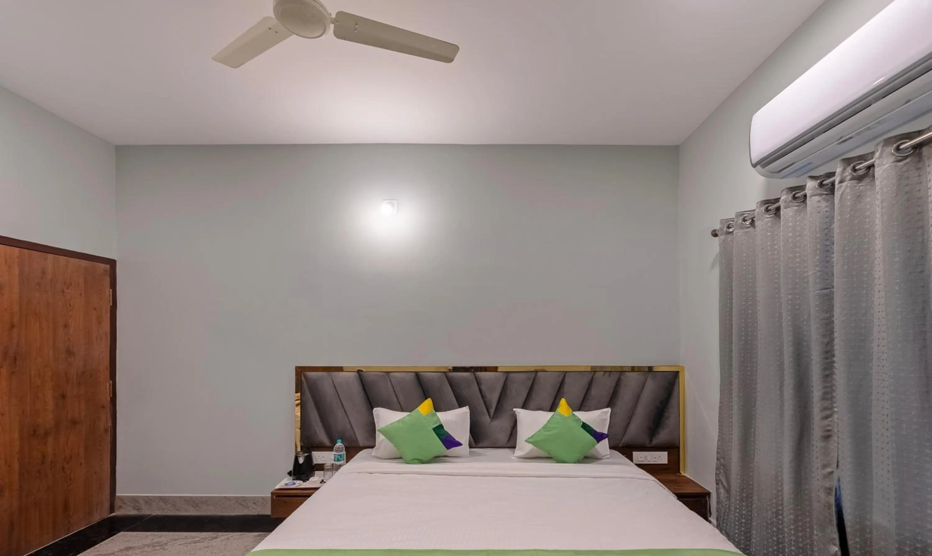 Bed in Itsy Hotels Greenland Jungle View