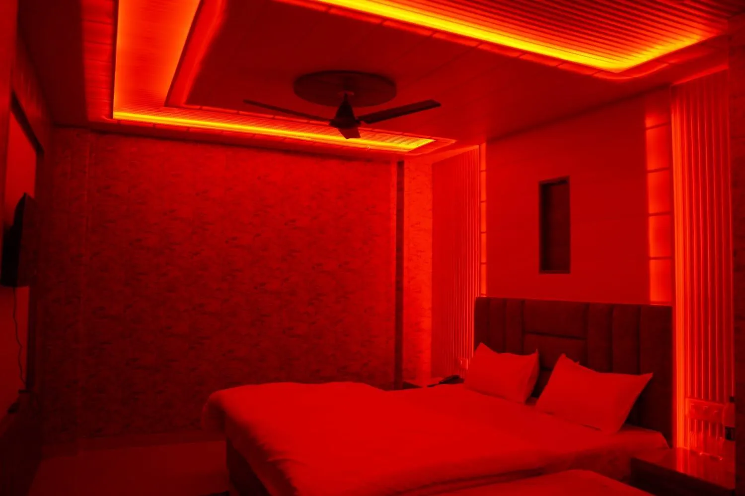 Bedroom in JB Hotel and Resort