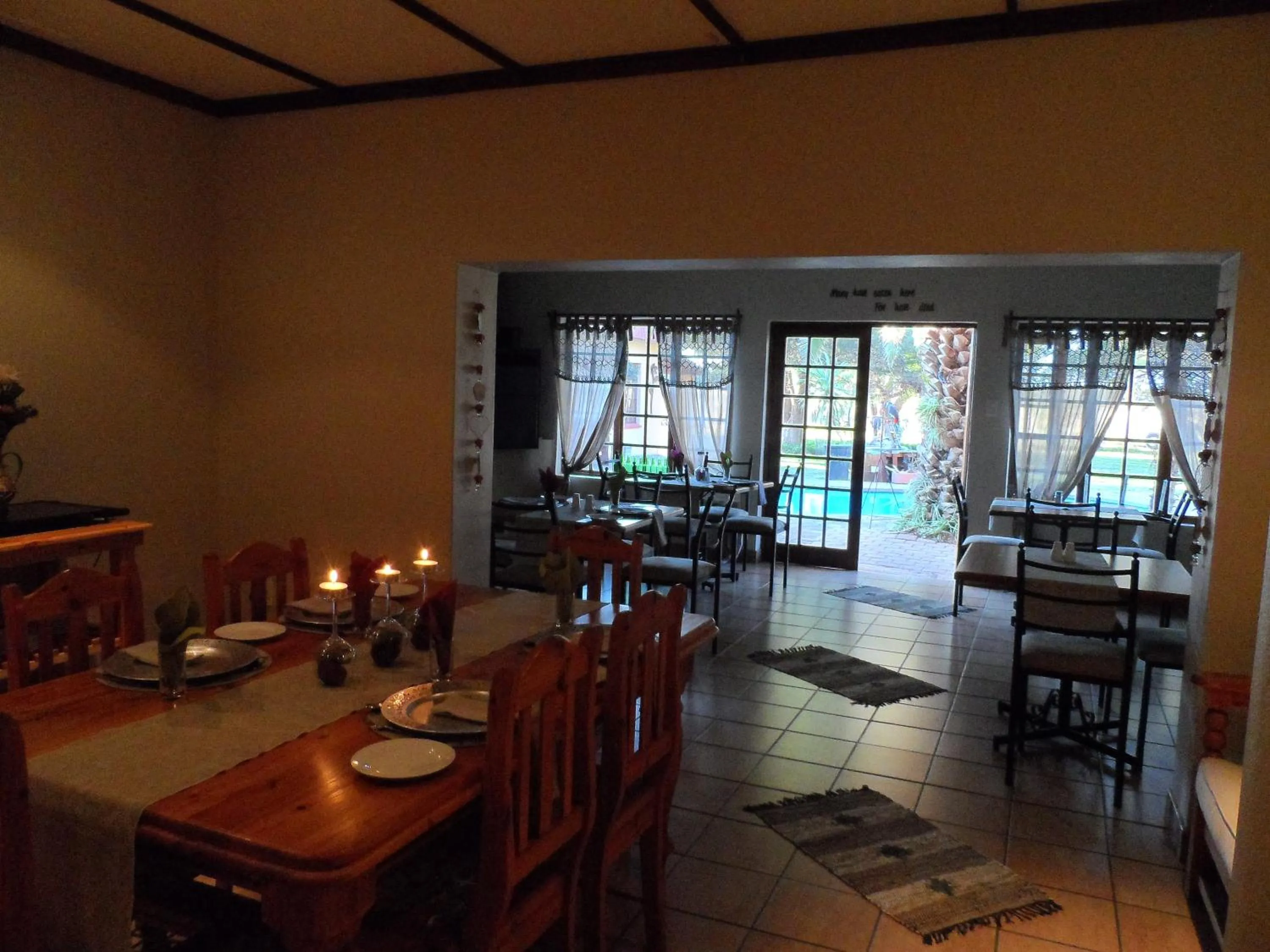 Restaurant/places to eat in A Cherry Lane Self Catering and B&B