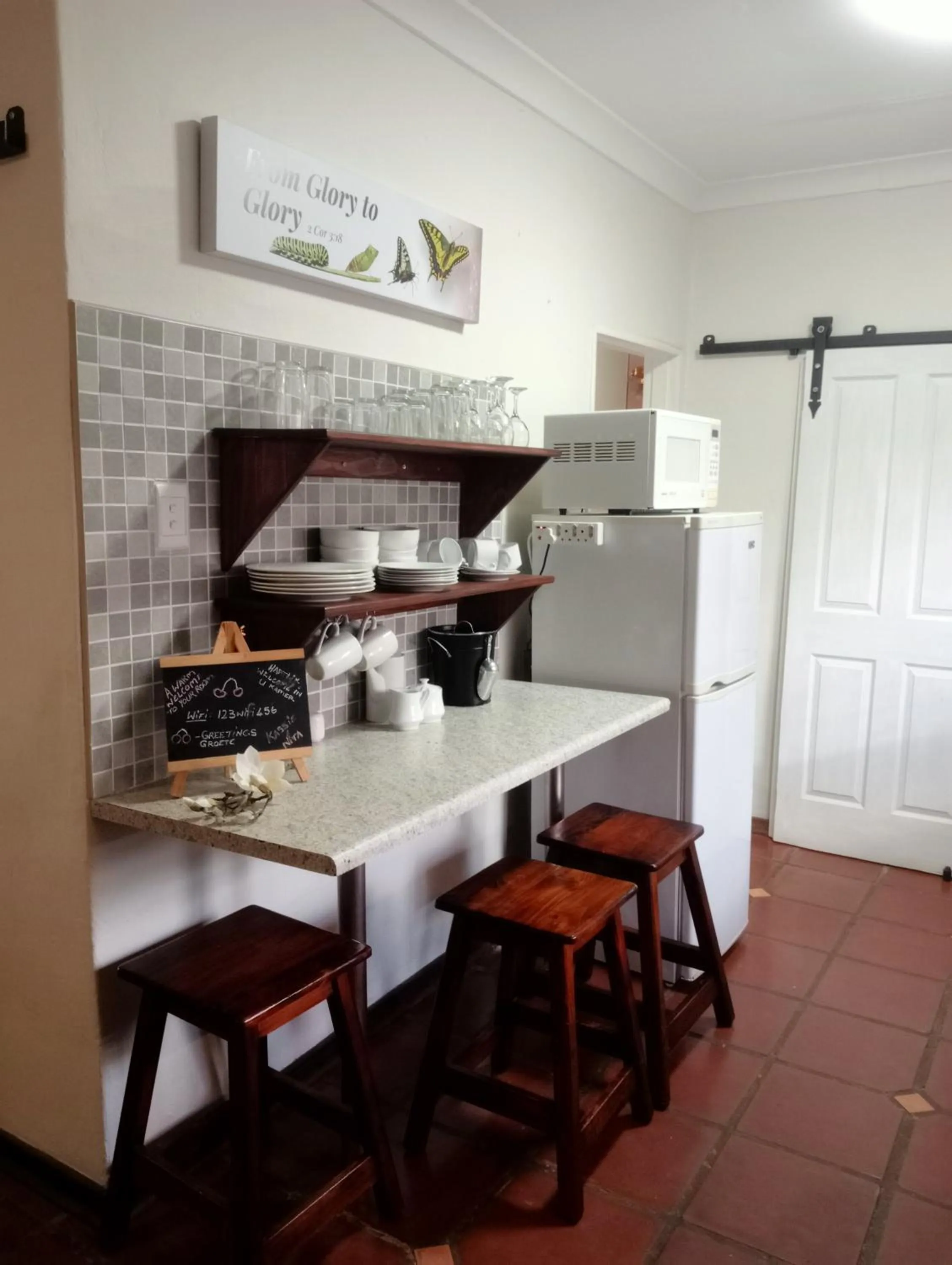 Kitchen or kitchenette in A Cherry Lane Self Catering and B&B