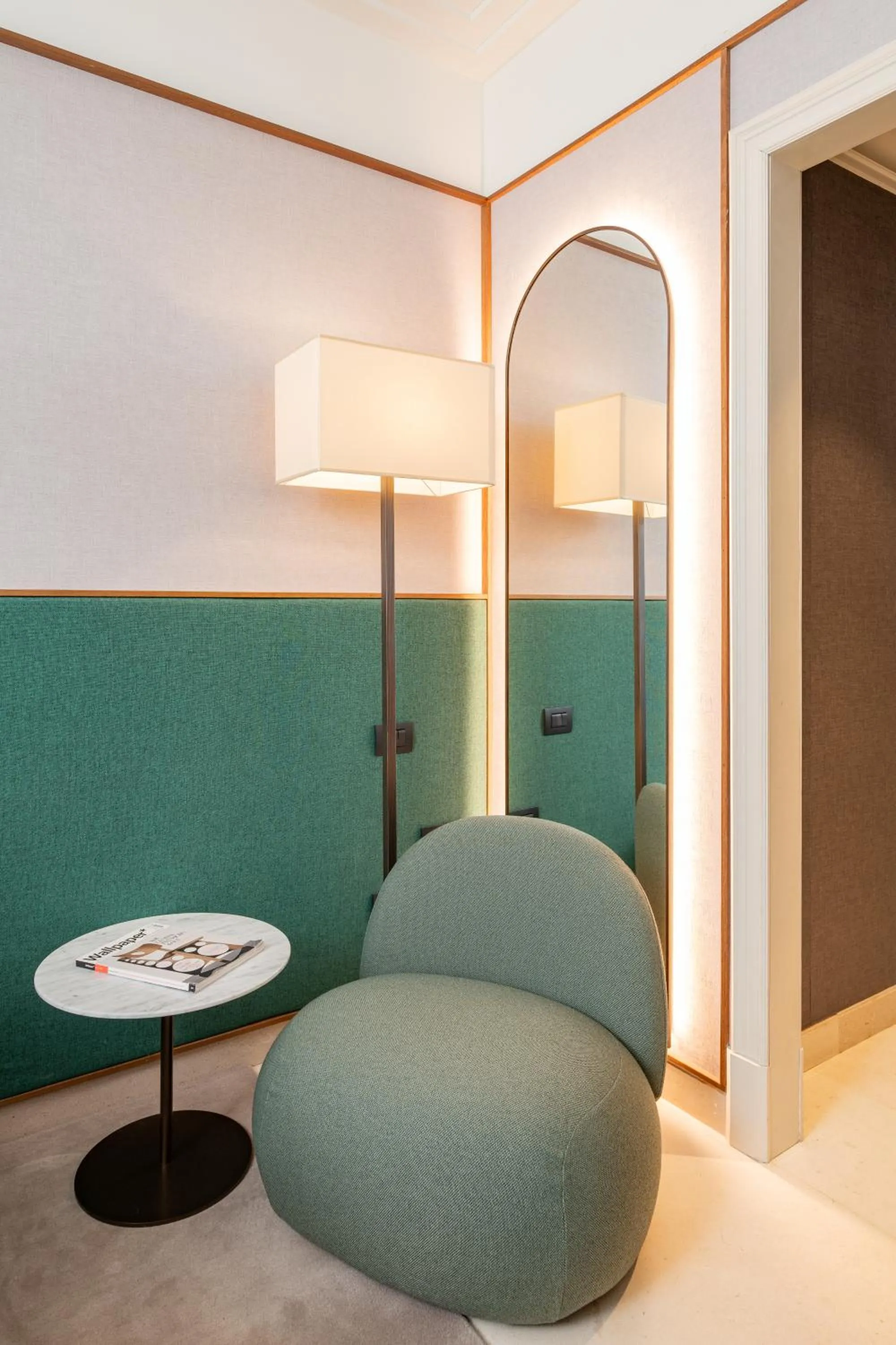 Decorative detail in Hotel Brun