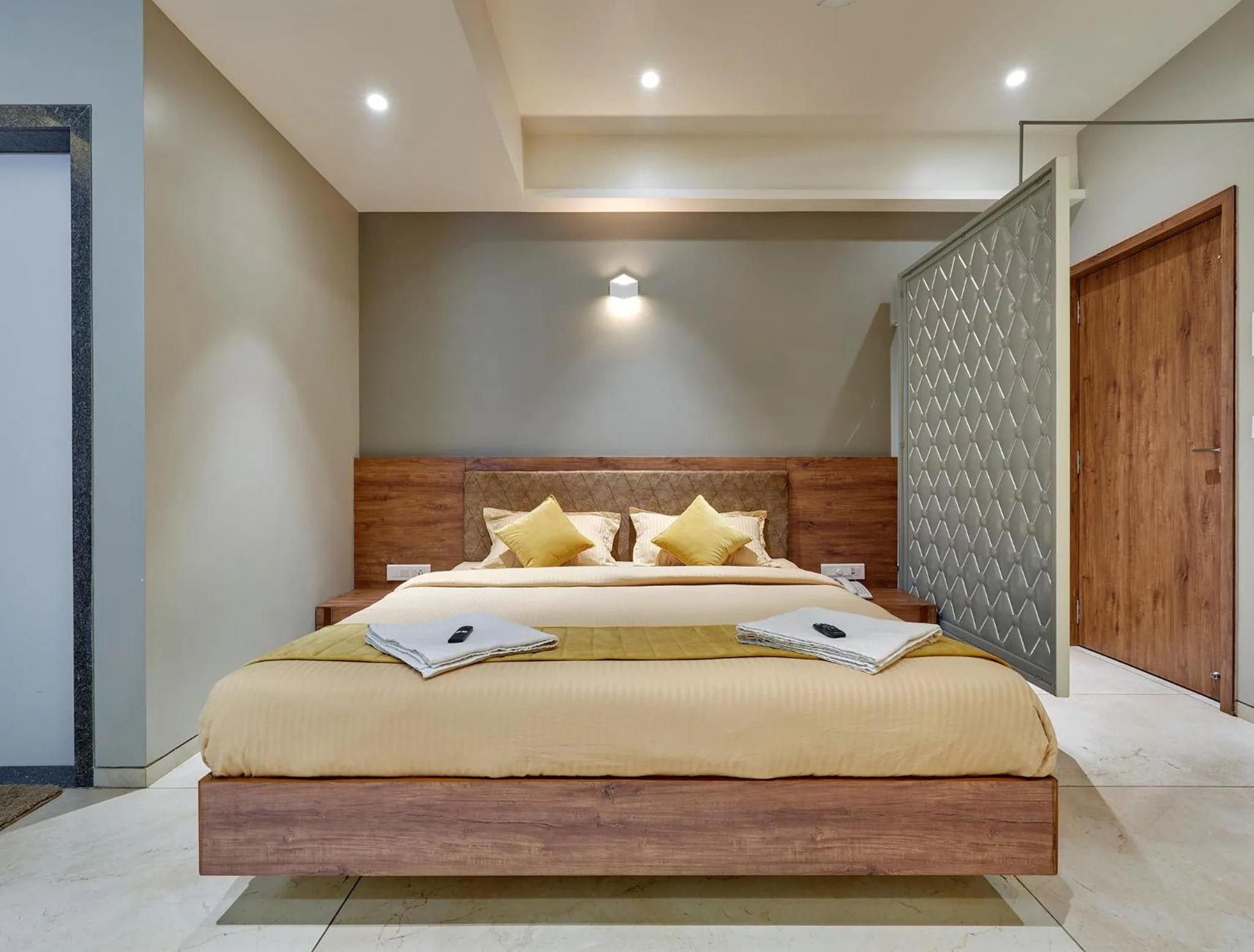 Bedroom, Bed in Hotel Swamini Kolhapur