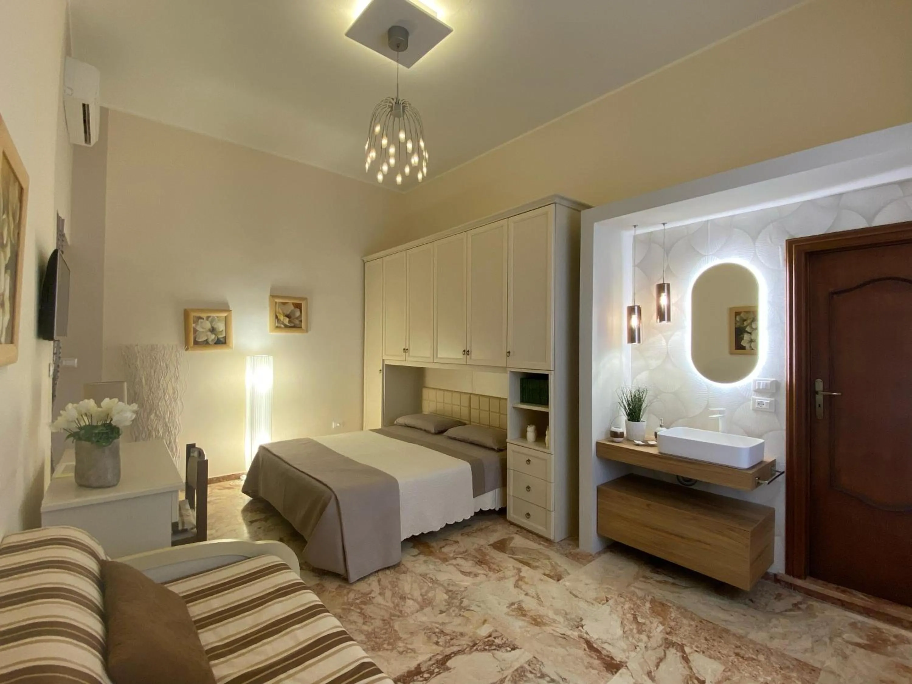 Bedroom in Villa Lazzari B&B Tra i due Mari